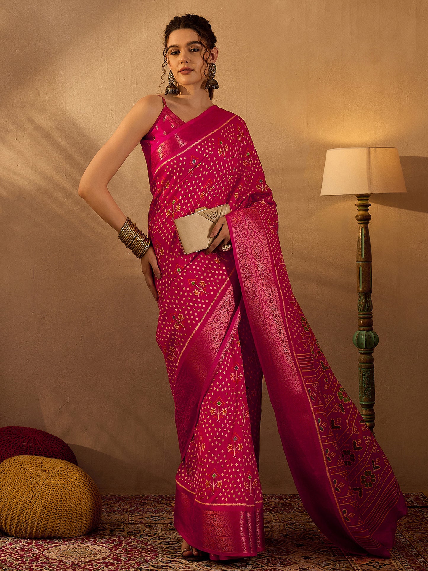 Women's Silk Blend Pink Printed Designer Saree With Blouse Piece