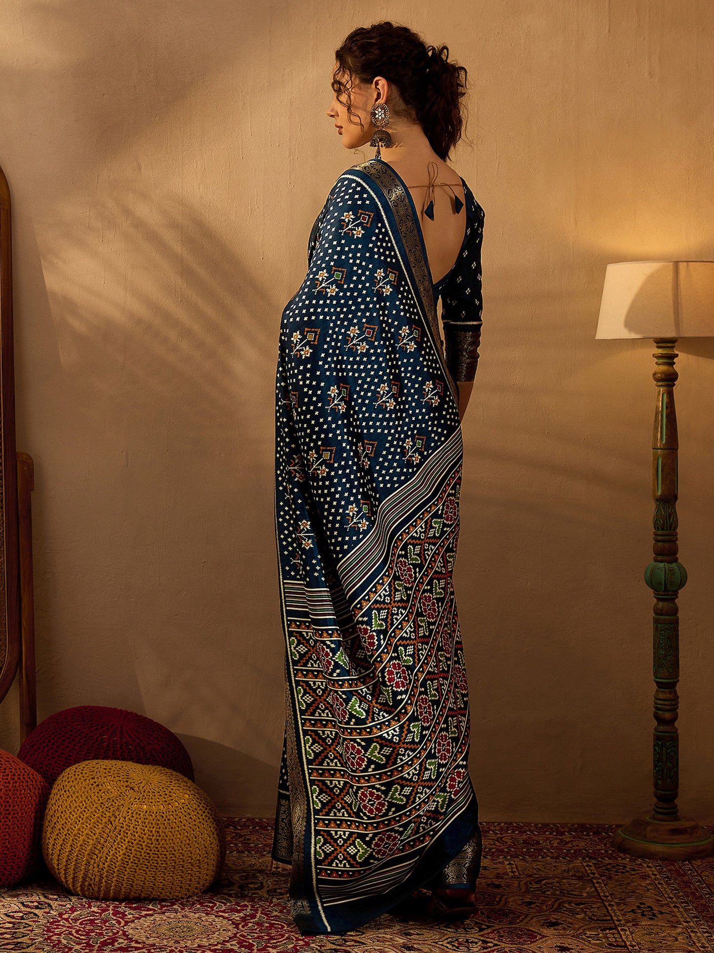 Women's Silk Blend Teal blue Printed Designer Saree With Blouse Piece
