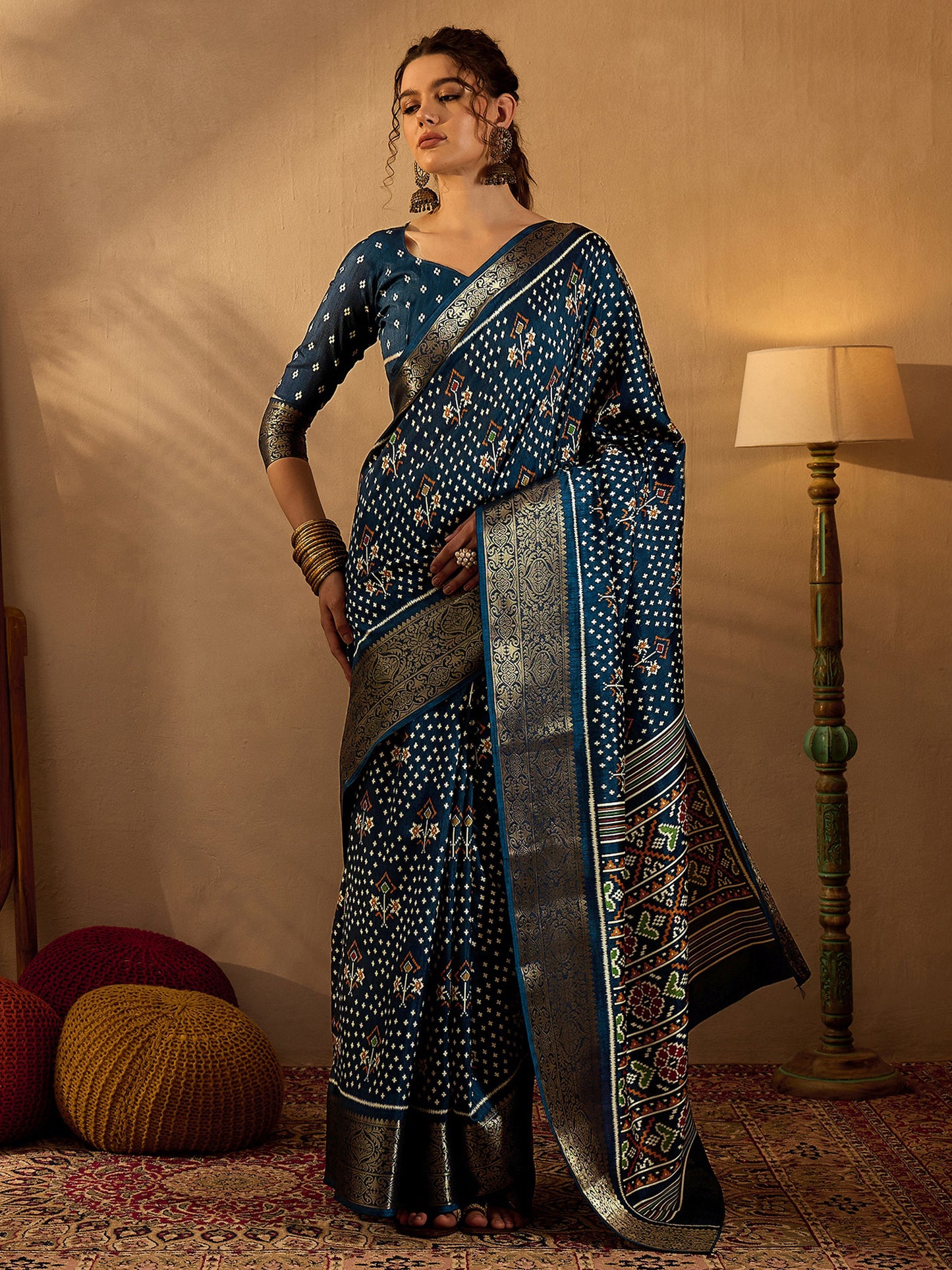 Women's Silk Blend Teal blue Printed Designer Saree With Blouse Piece