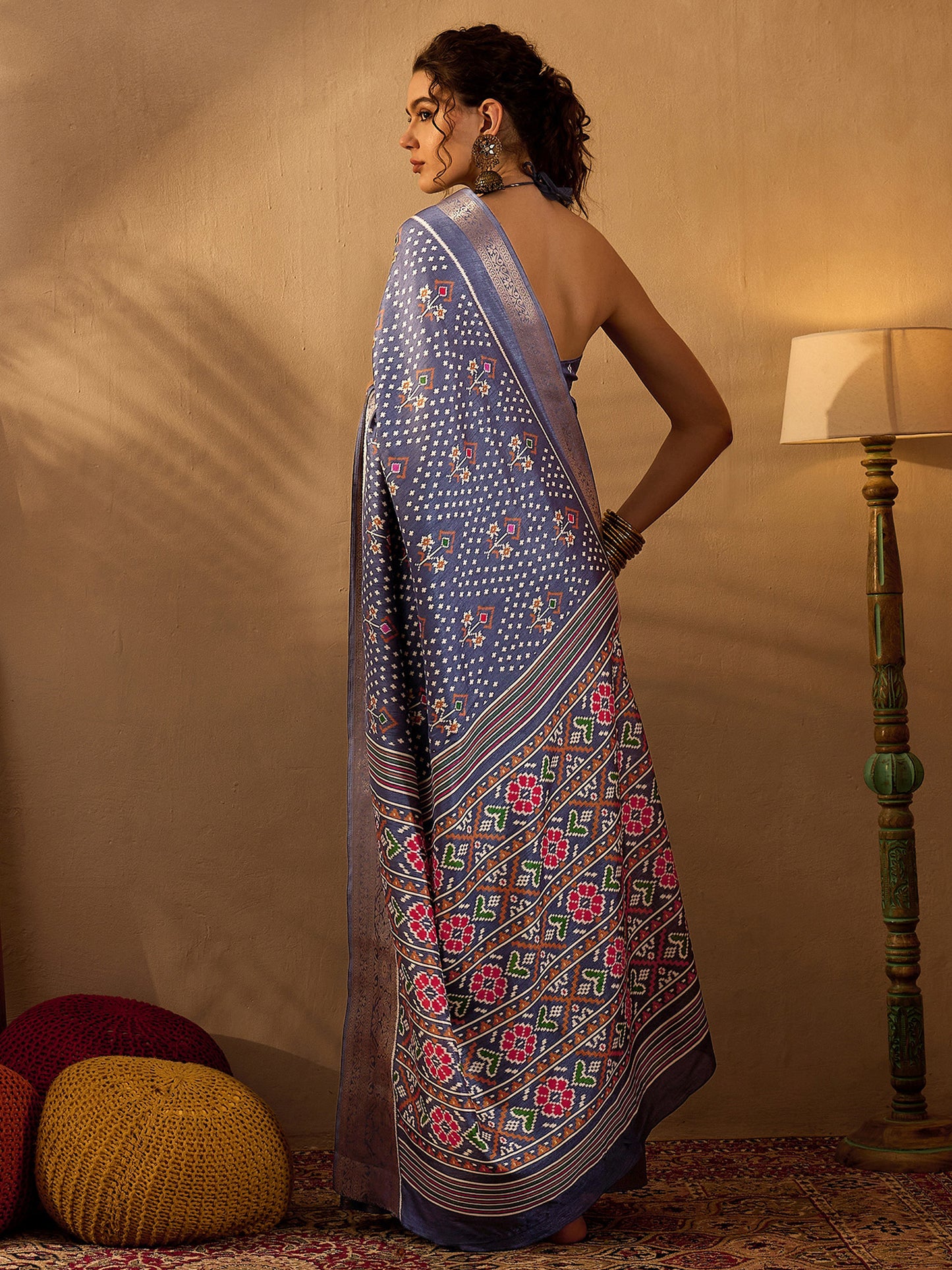 Women's Silk Blend Metallic Printed Designer Saree With Blouse Piece