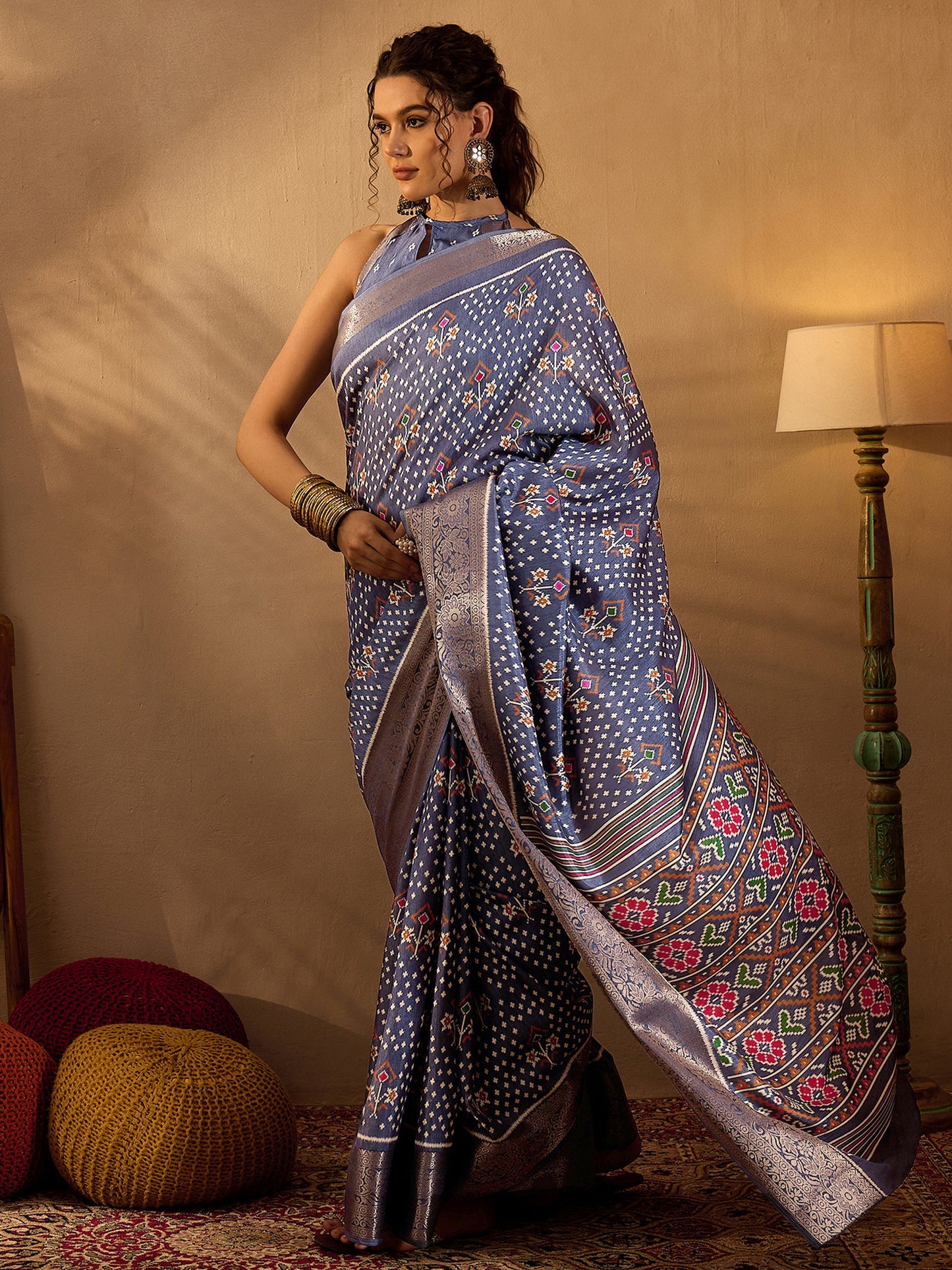 Women's Silk Blend Metallic Printed Designer Saree With Blouse Piece