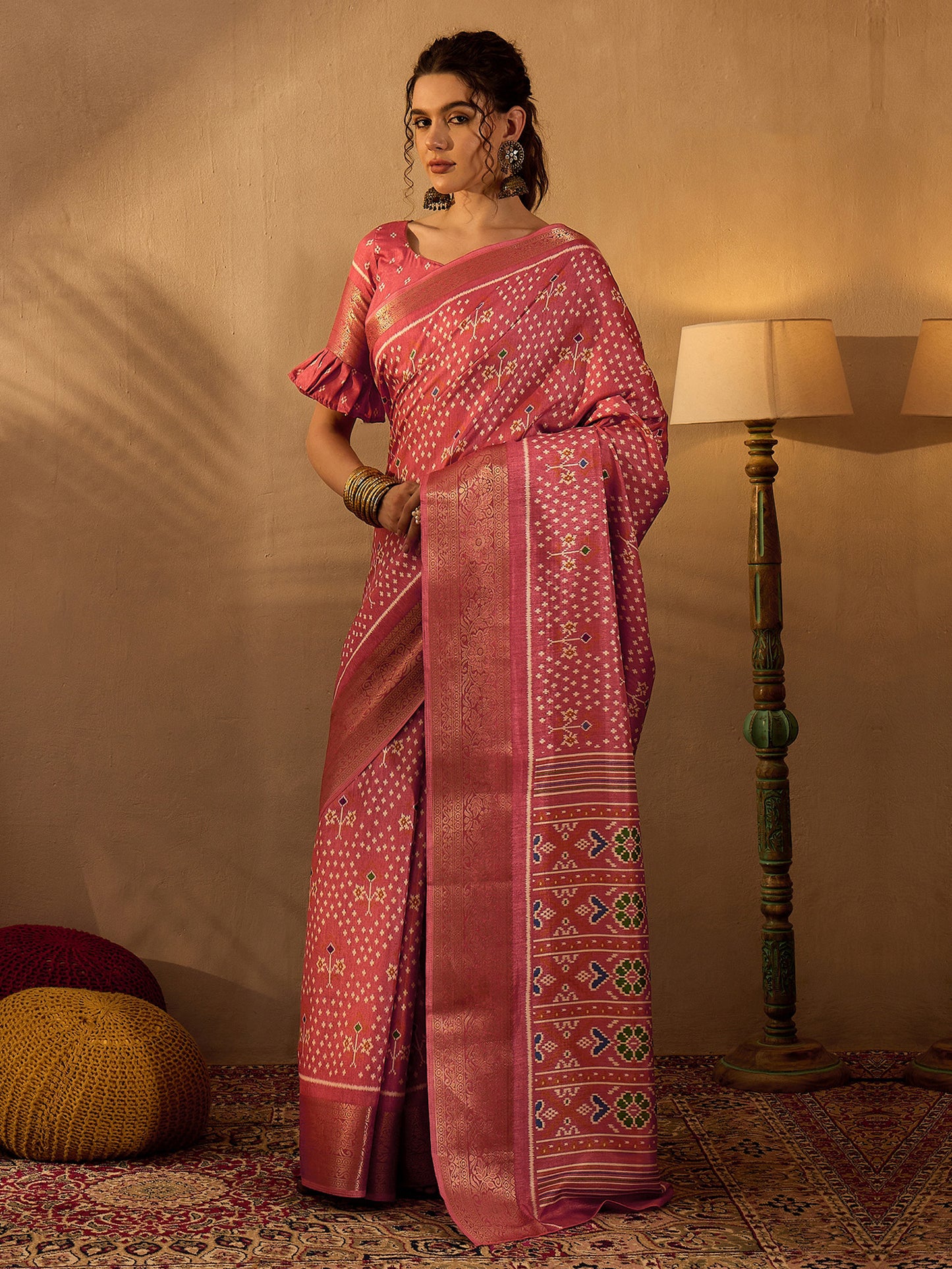 Women's Silk Blend Pink Printed Designer Saree With Blouse Piece