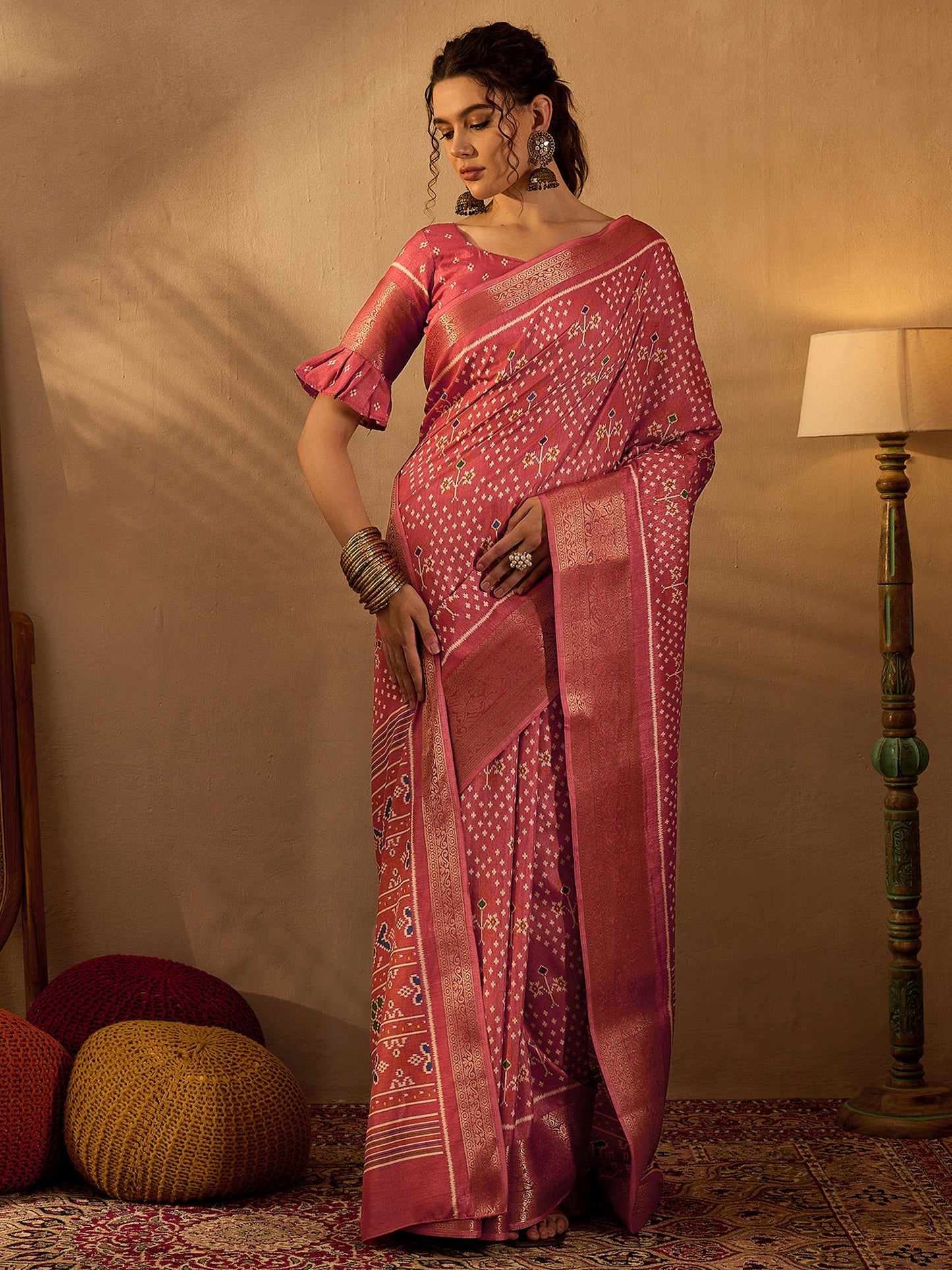Women's Silk Blend Pink Printed Designer Saree With Blouse Piece