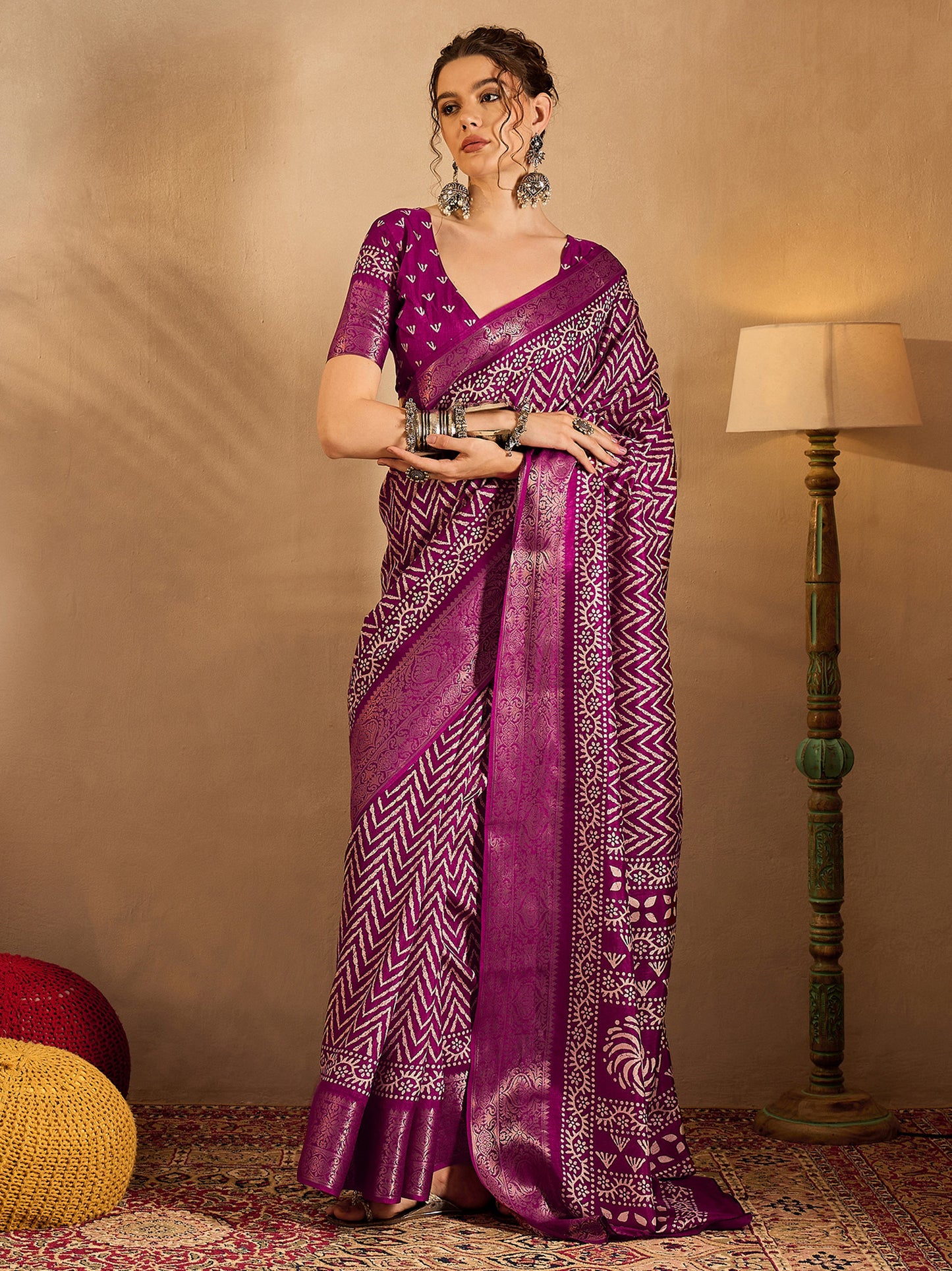 Women's Silk Blend Magenta Printed Designer Saree With Blouse Piece