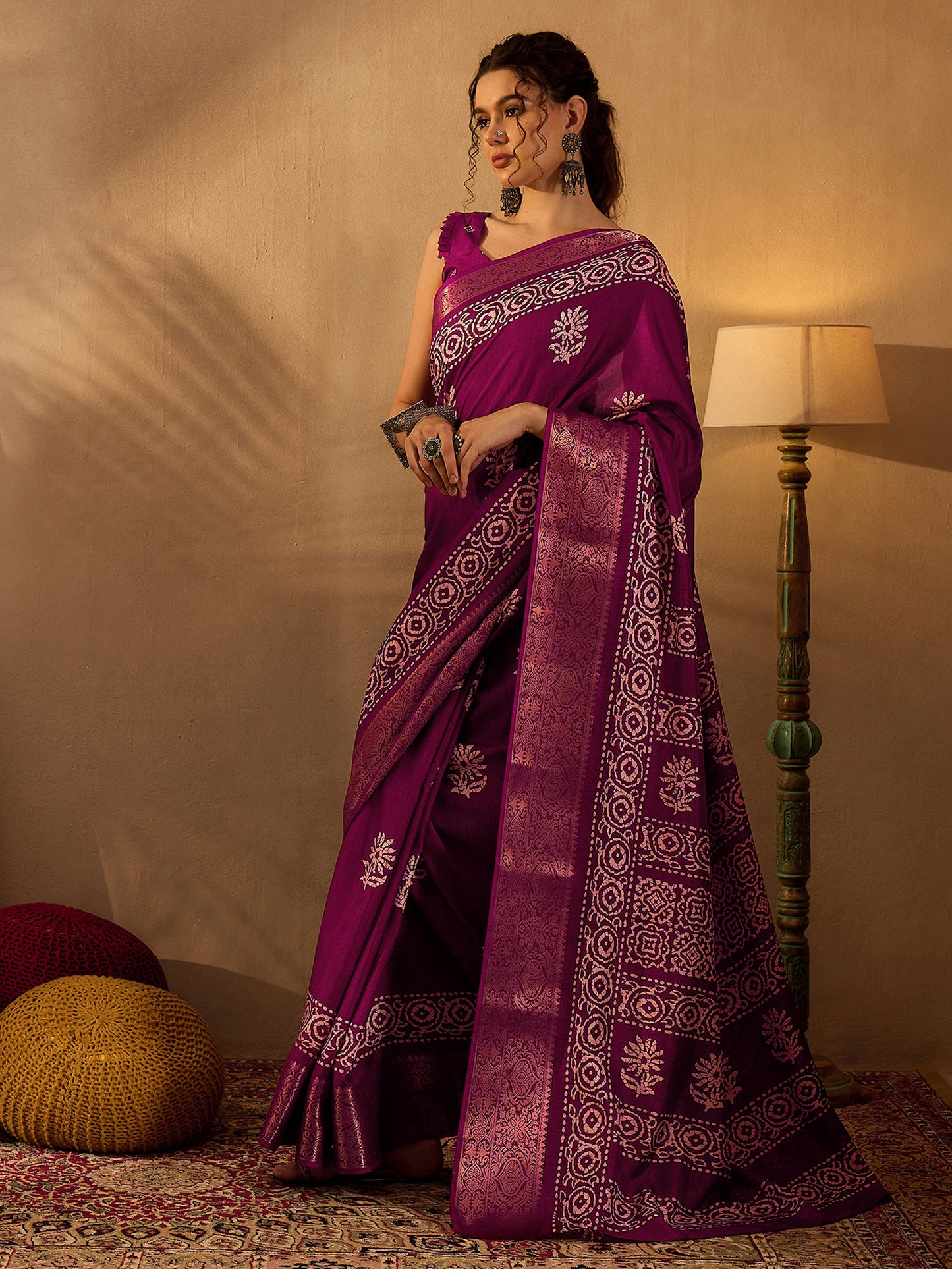 Women's Silk Blend Magenta Printed Designer Saree With Blouse Piece
