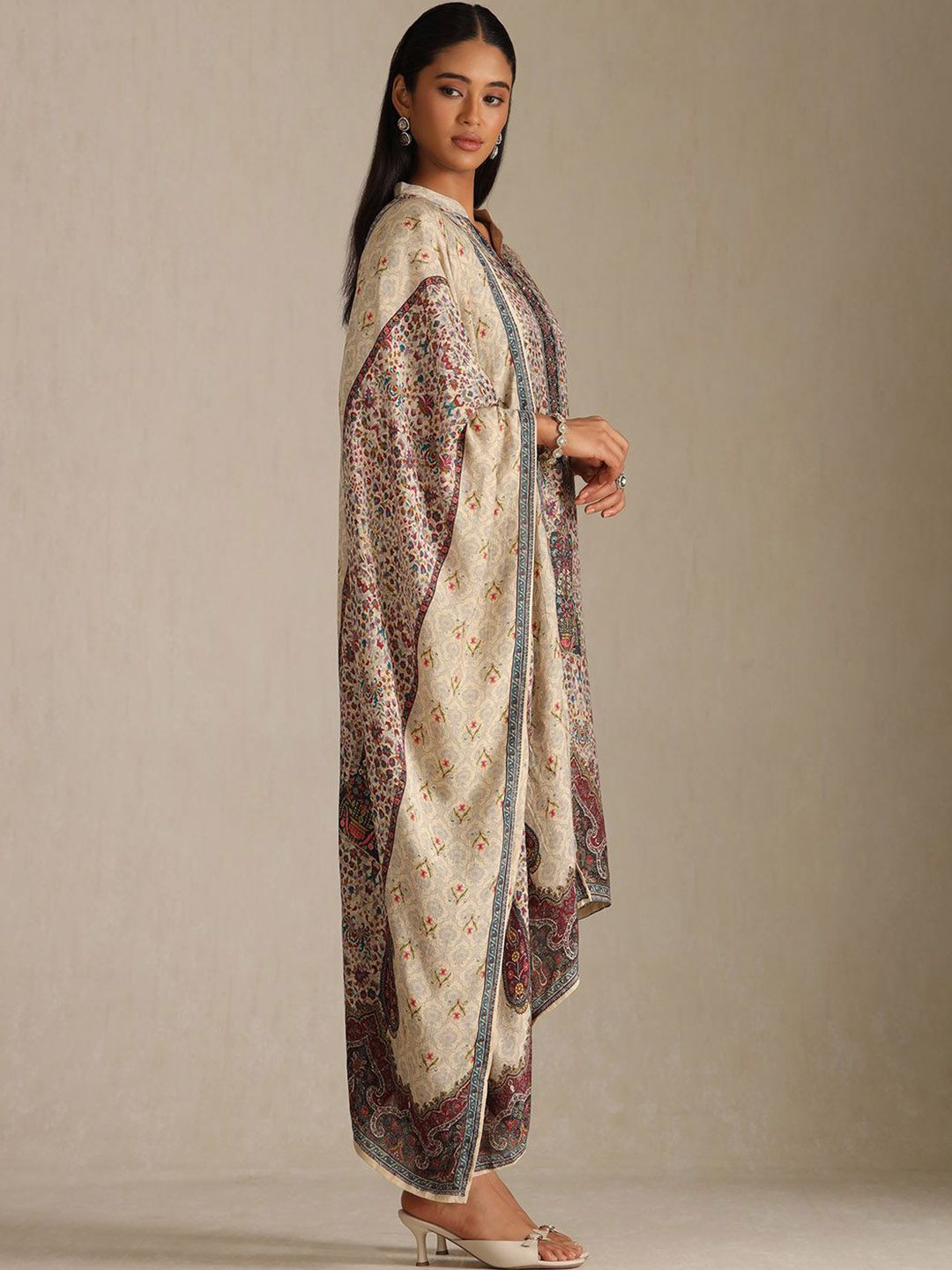 Dhiyona SO Women's Women Printed Regular Sequinned Kurta & Trousers With Printed Dupatta
