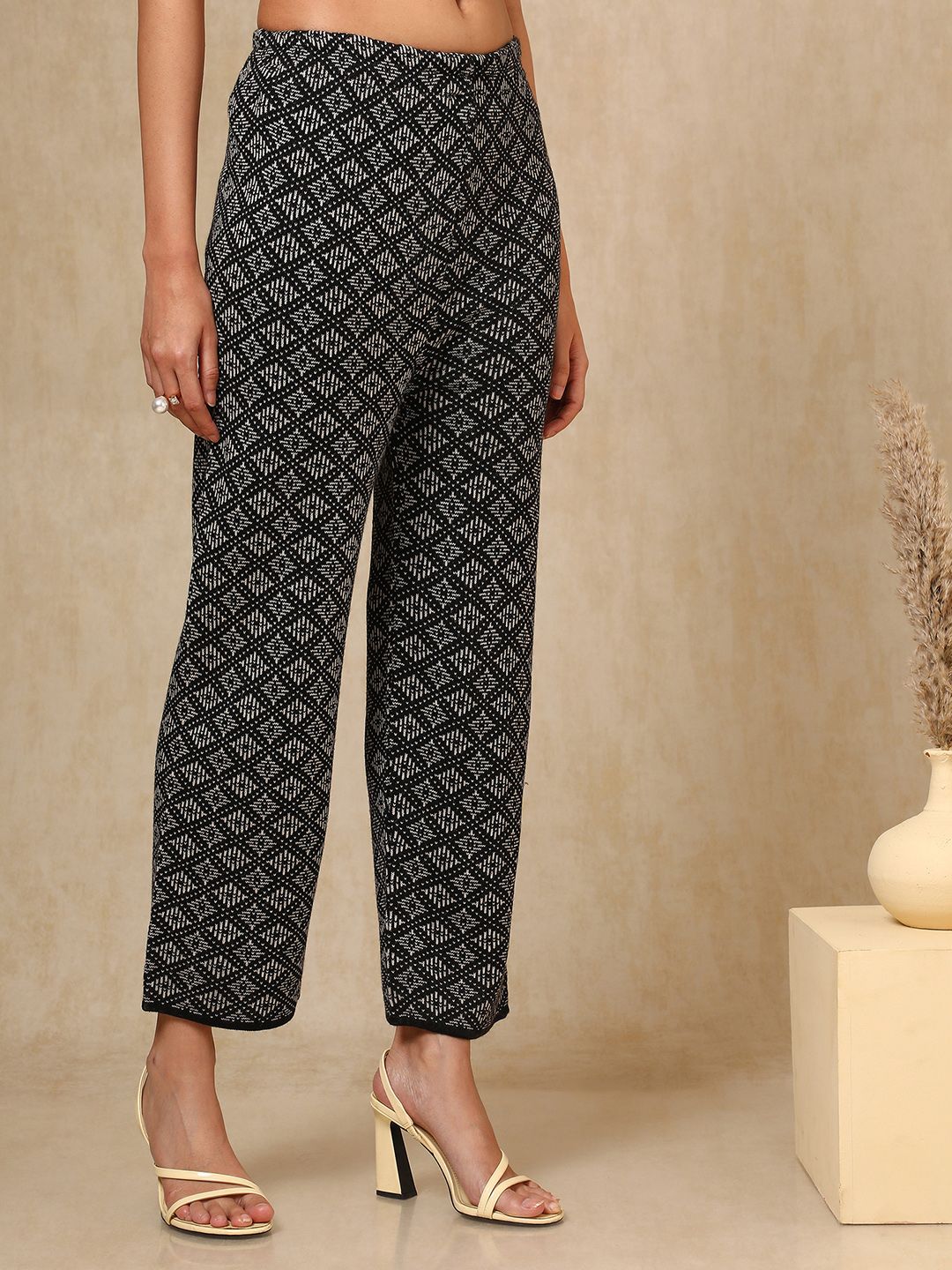 Dhiyona SO Women's Black Geometric Woven Design Mandarin Collar Acrylic Straight Kurta With Trouser