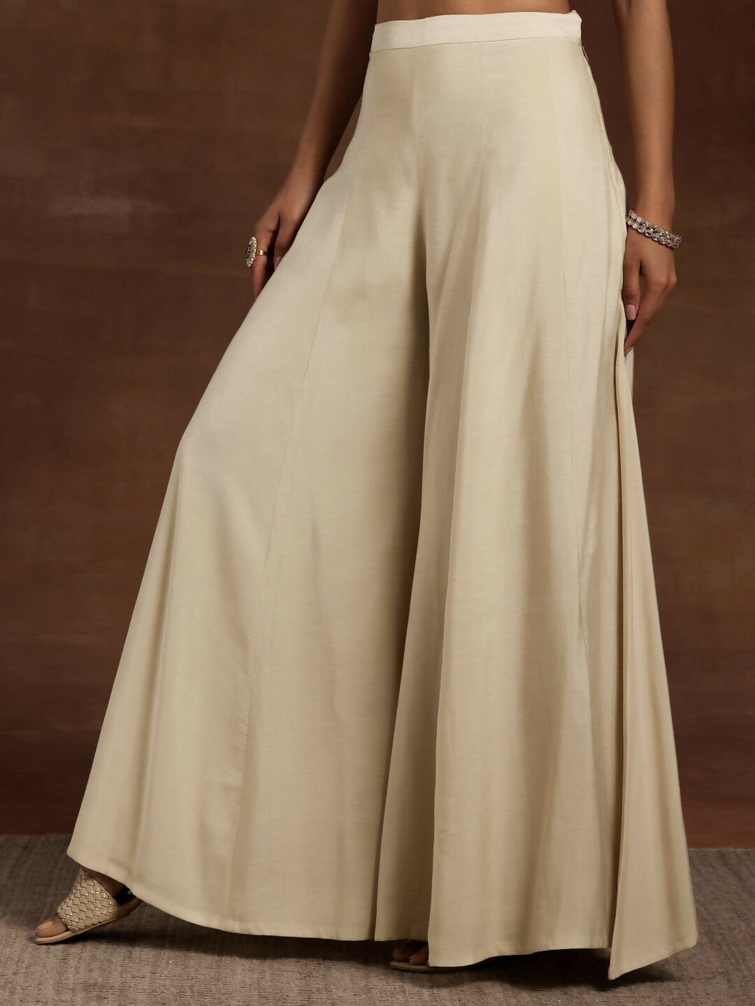 Women's LB Art Beige Solid Silk Blend Co-Ords