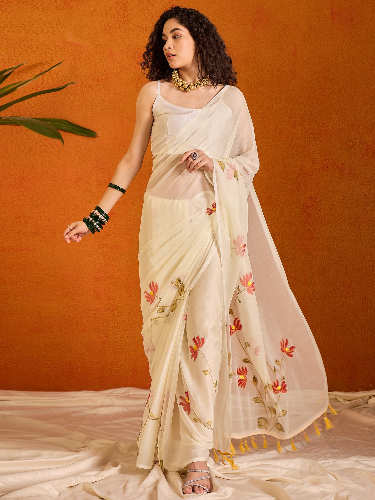 Women's Chiffon Off White Printed Designer Saree With Blouse Piece