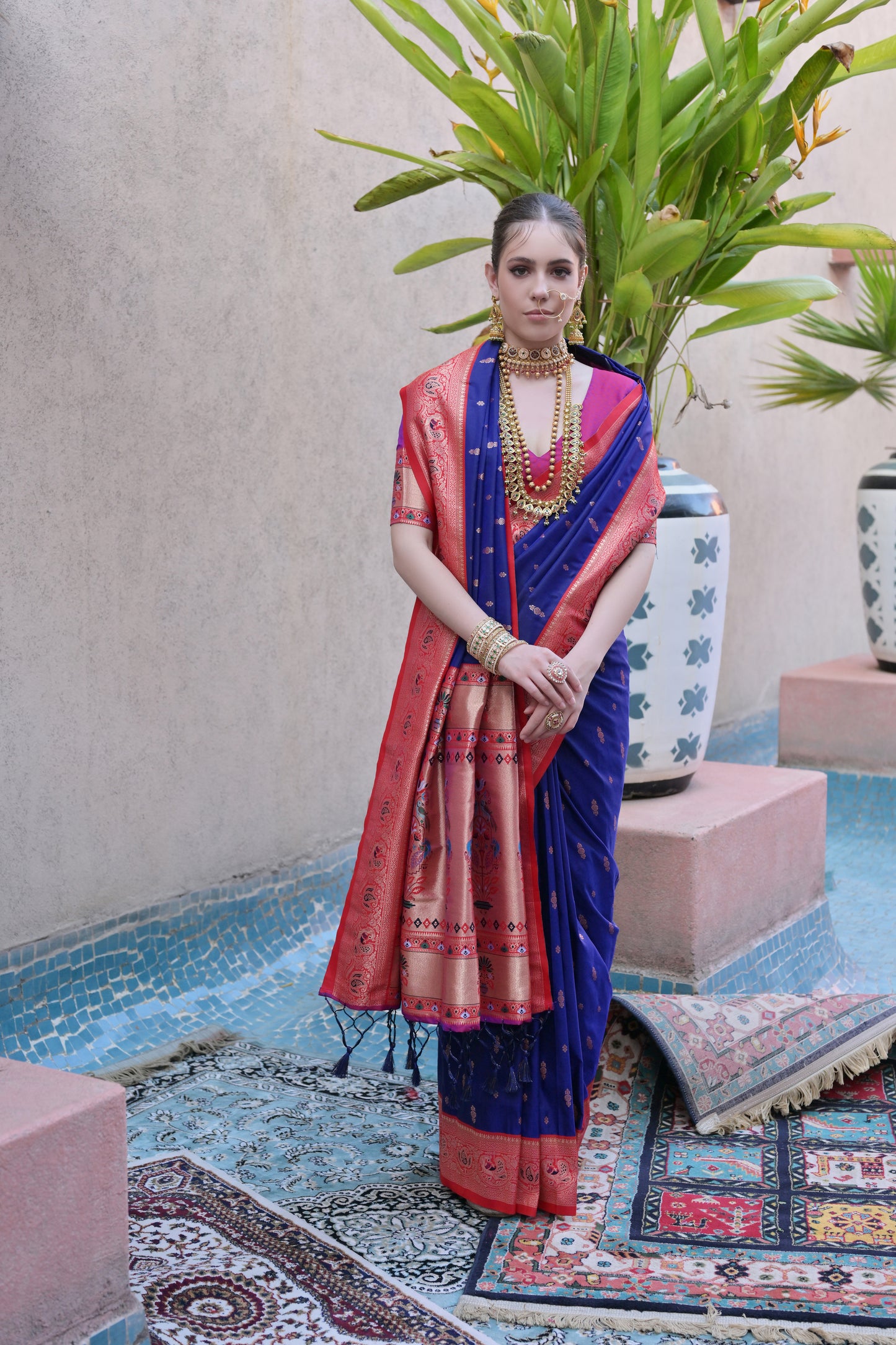 Women Paithani Aarti Navy Blue Saree With Unstiched Blouse