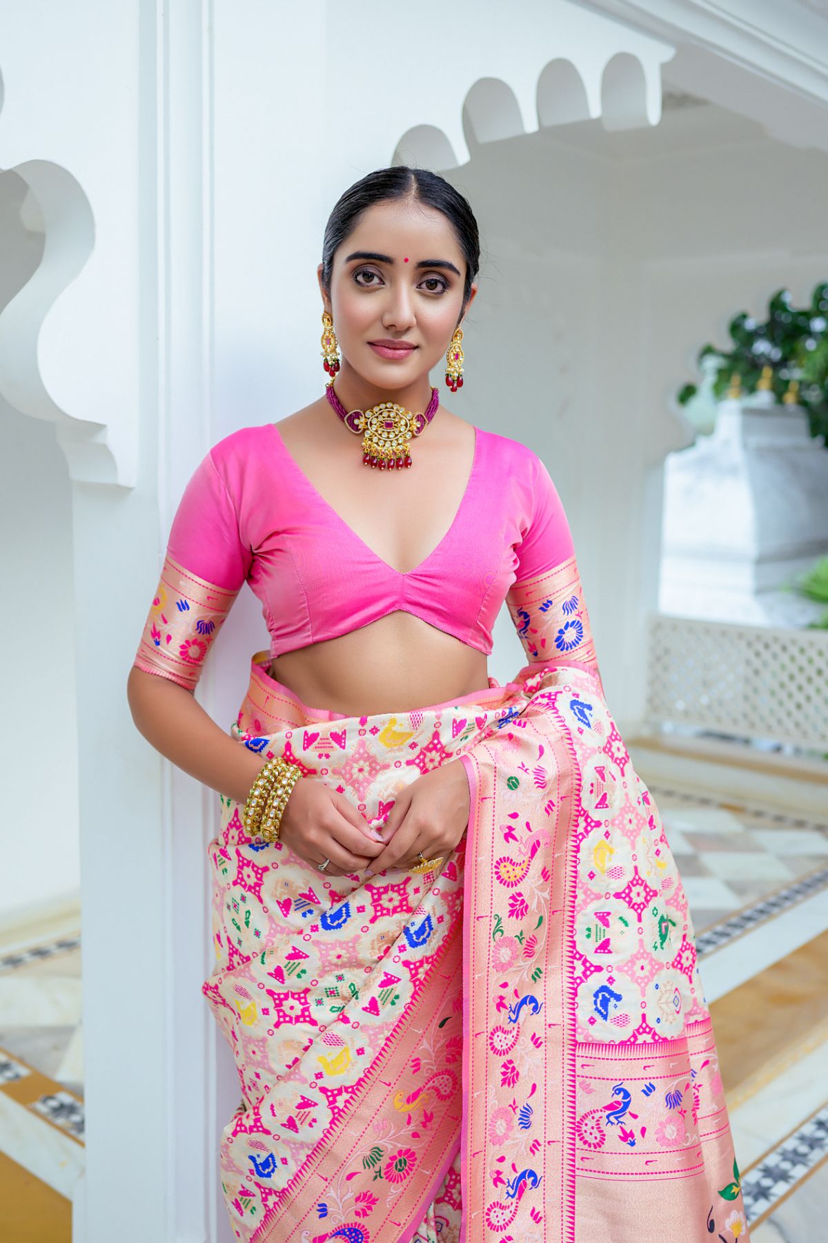 Women Paithani Mena 2 White Saree With Unstiched Blouse