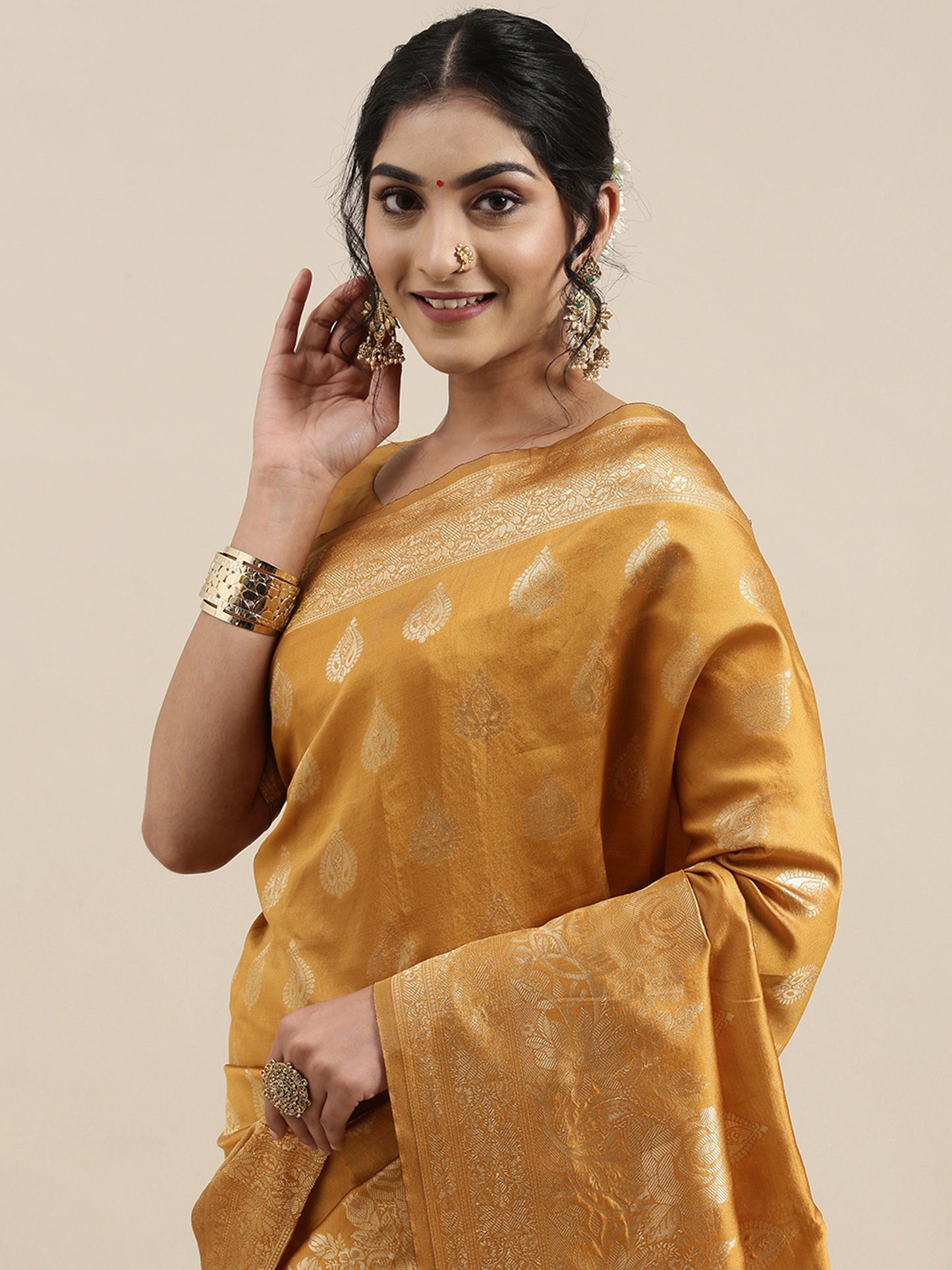 Women's Silk Blend Mustard Woven Design Woven saree With Blouse Piece