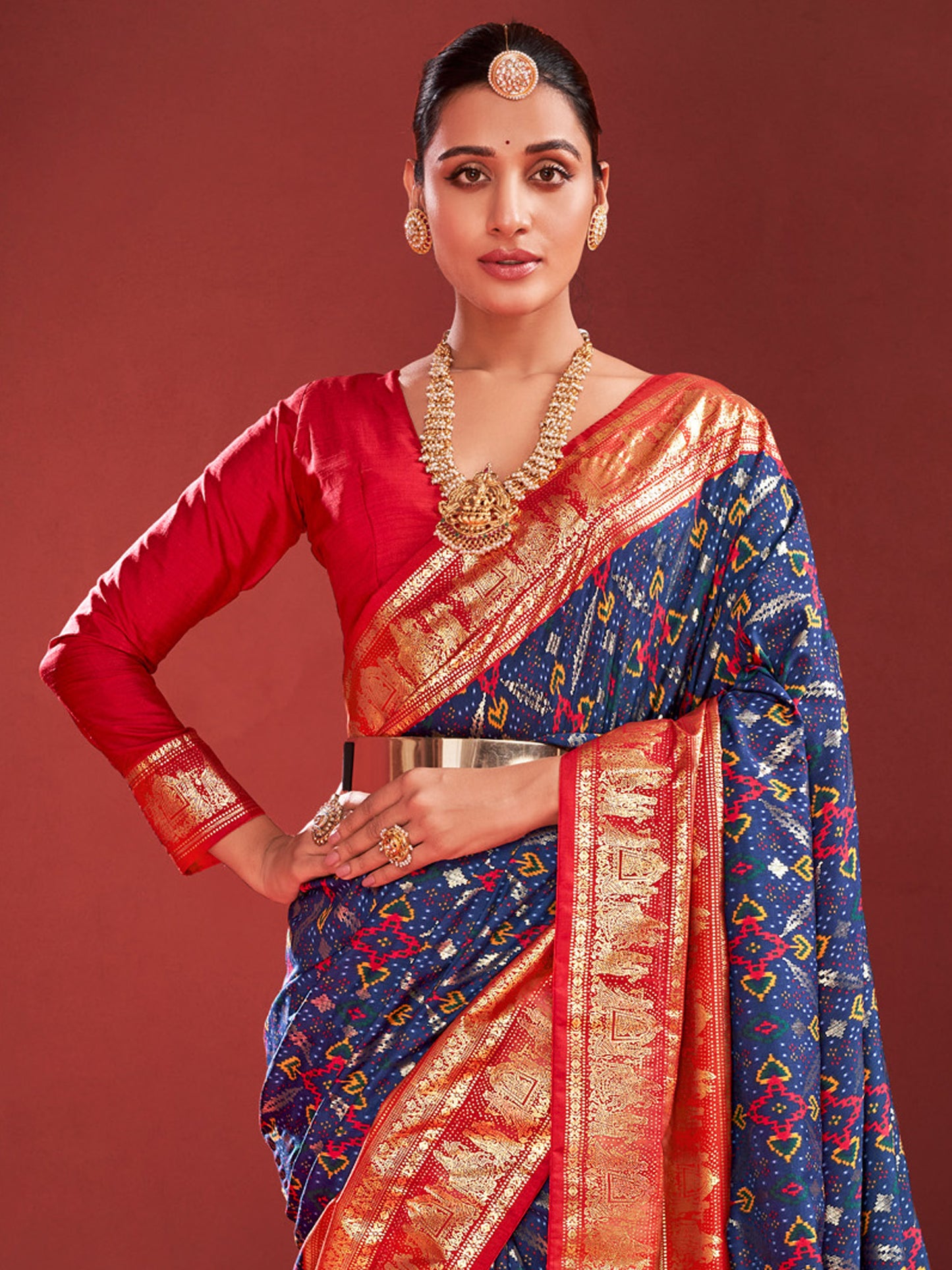 Women's Tussar Silk Navy Blue Printed Designer Saree With Blouse Piece