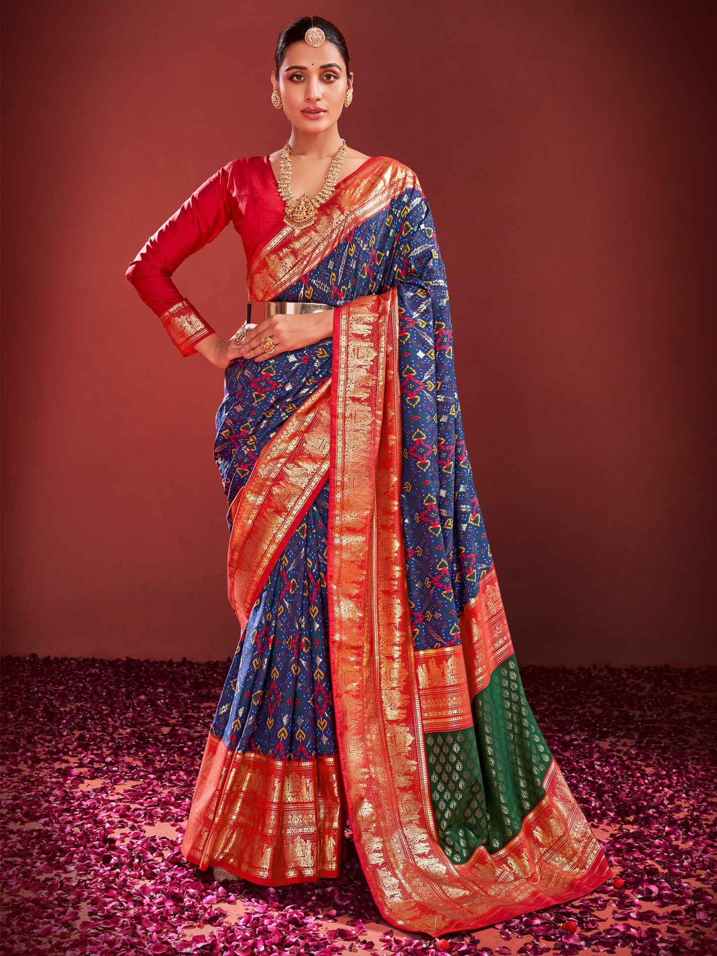 Women's Tussar Silk Navy Blue Printed Designer Saree With Blouse Piece