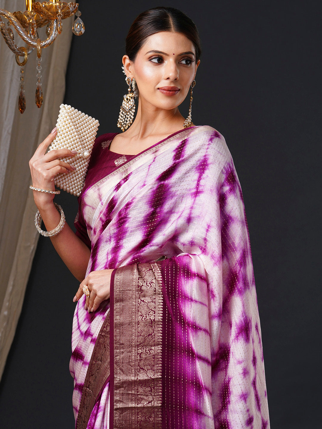 Women's Viscose Magenta Woven Design Designer Saree With Blouse Piece