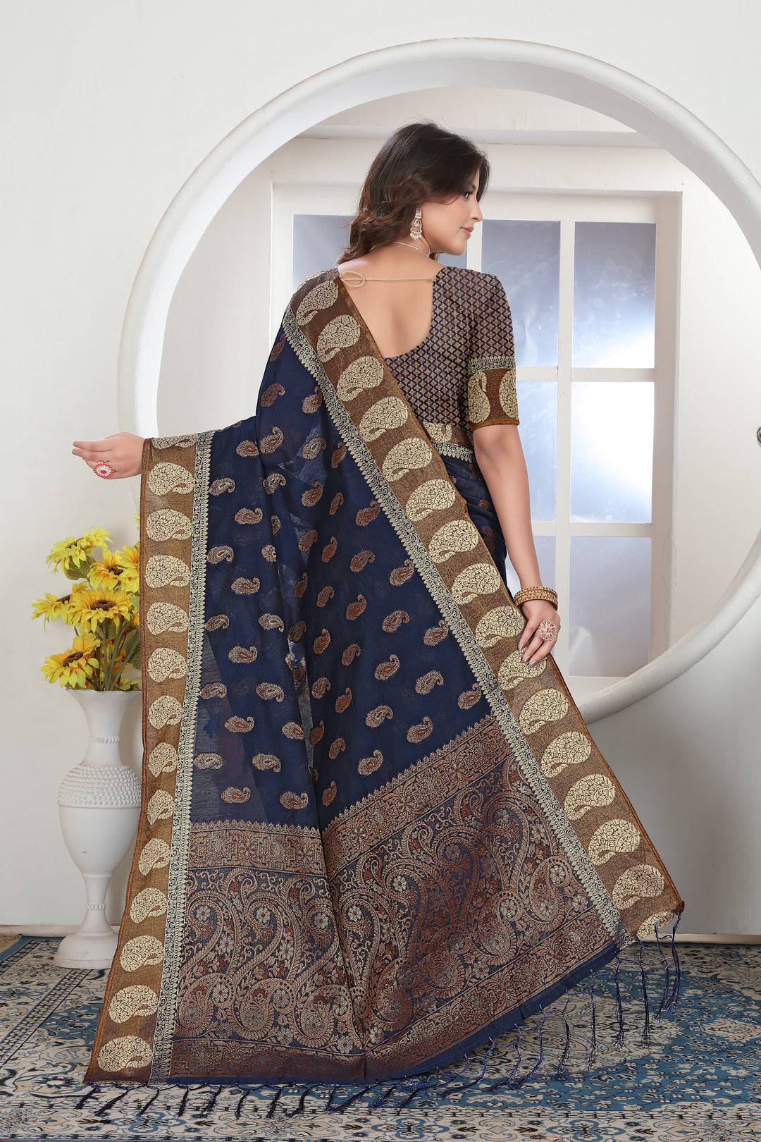 Dhiyona GR Women's Navy Blue Zari Woven Design Chanderi Cotton Saree