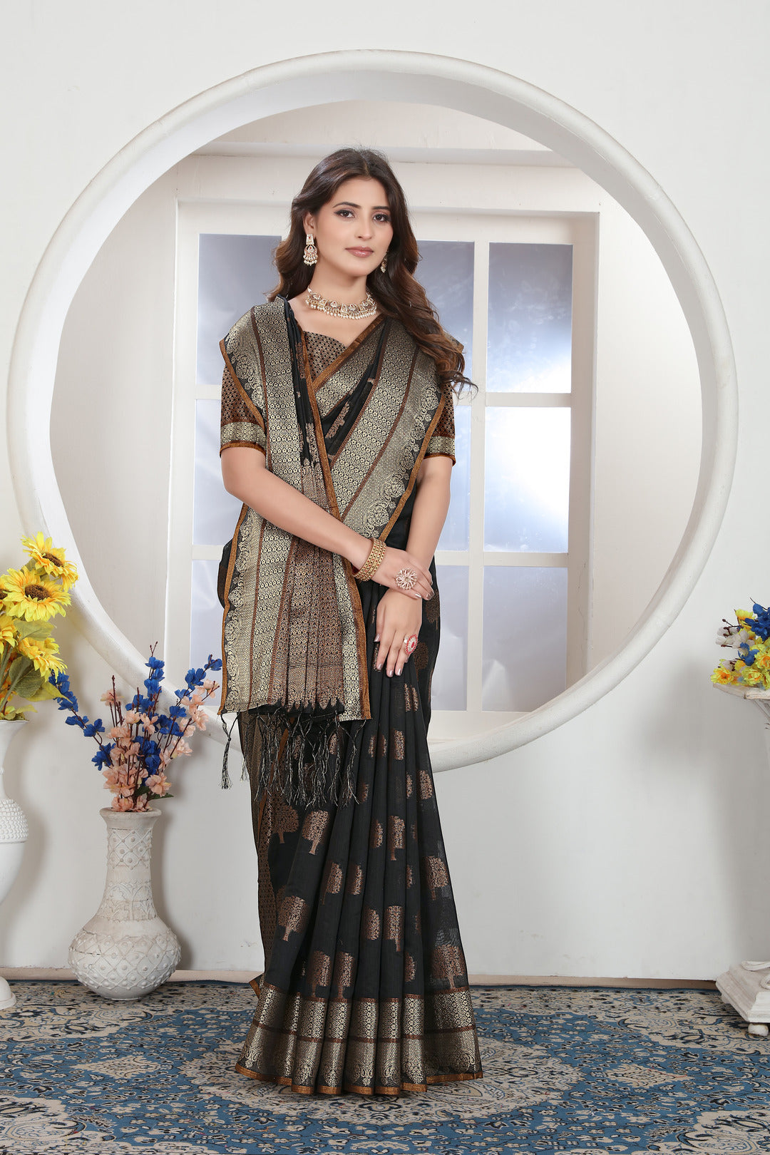 Dhiyona GR Women's Black Zari Woven Design Chanderi Cotton Saree