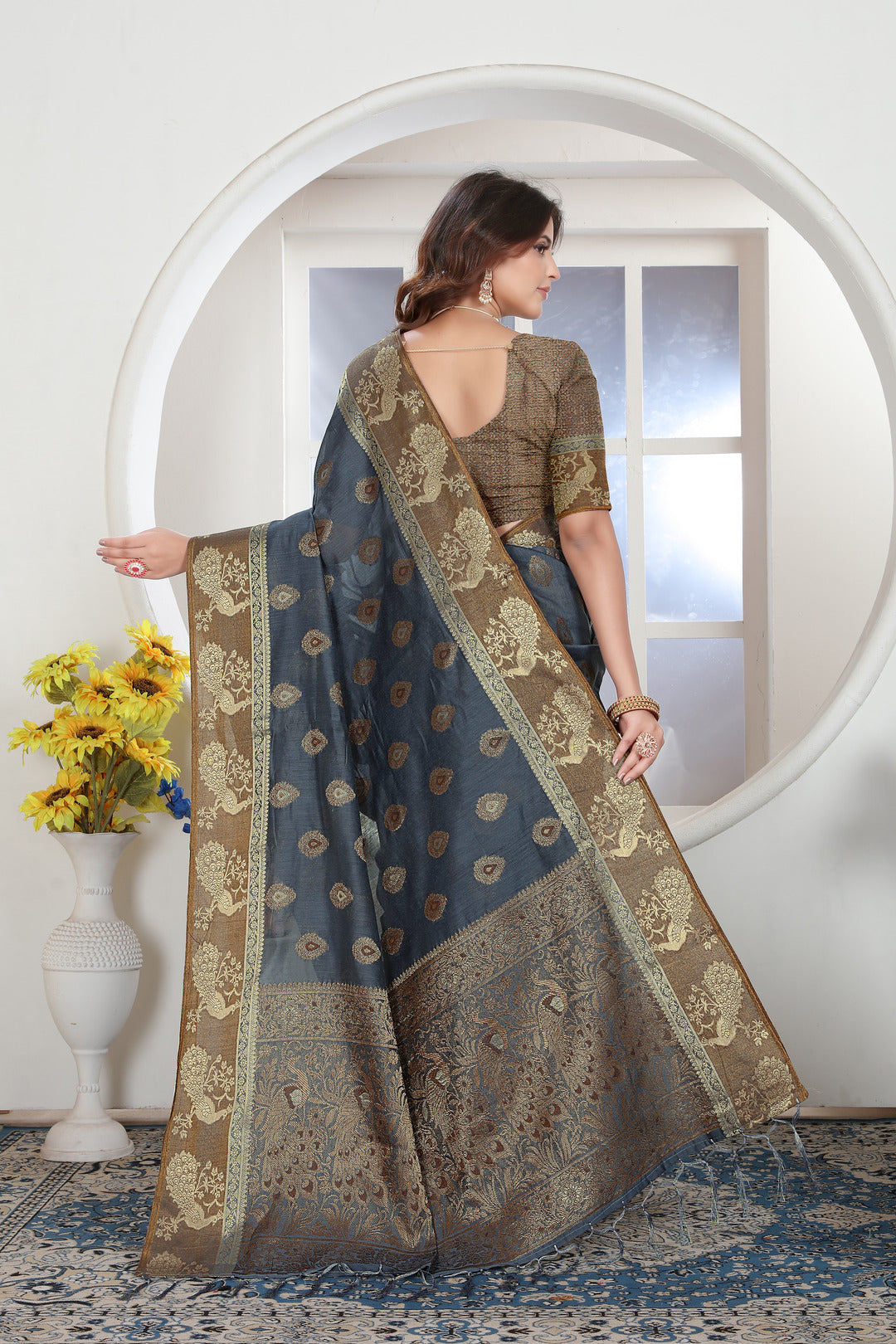 Dhiyona GR Women's Grey Zari Woven Design Chanderi Cotton Saree