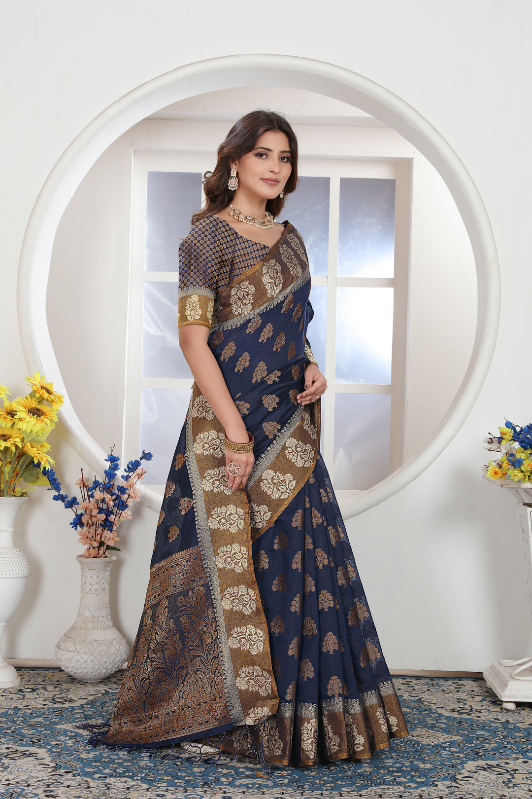 Dhiyona GR Women's Navy Blue Zari Woven Design Chanderi Cotton Saree