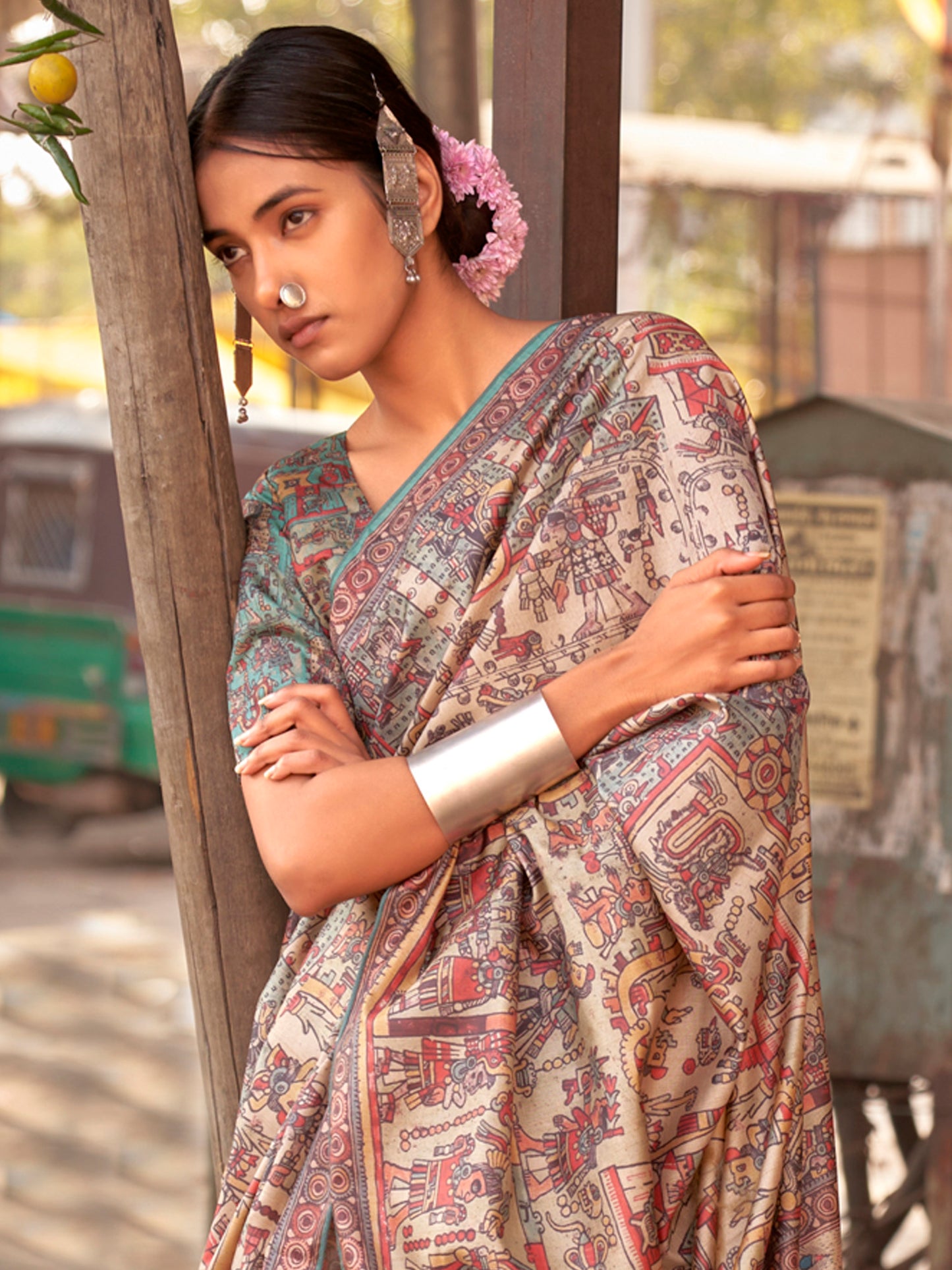 Women's Silk Blend Beige Printed Designer Saree With Blouse Piece