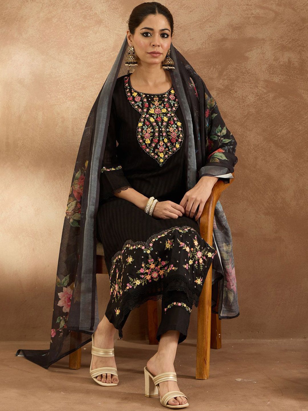 Women Floral Embroidered Pure Cotton Kurta with Trousers & Dupatta
