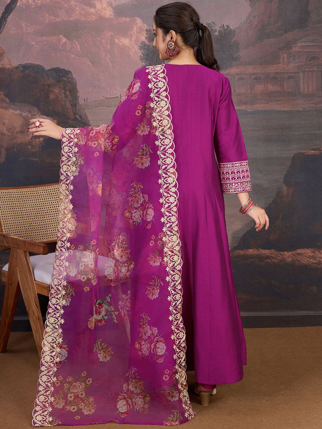 Dhiyona PD Women Floral Yoke Design Anarkali Kurta & Trousers With Dupatta
