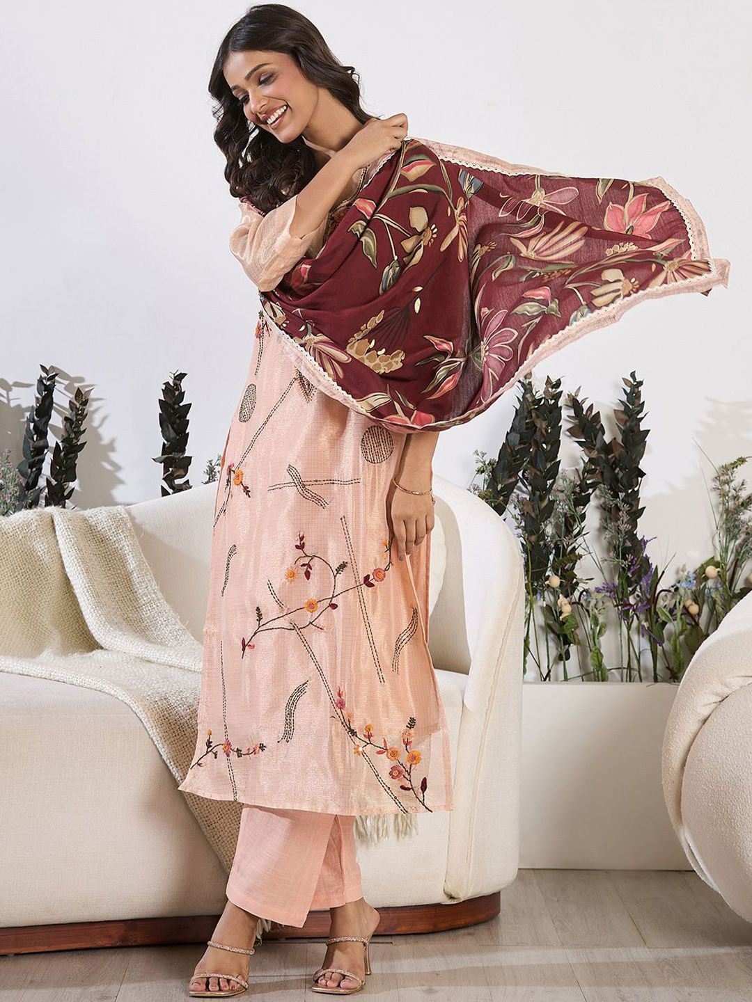 Dhiyona IE Floral Embroidered Thread Work Pure Cotton Kurta With Trousers & Dupatta