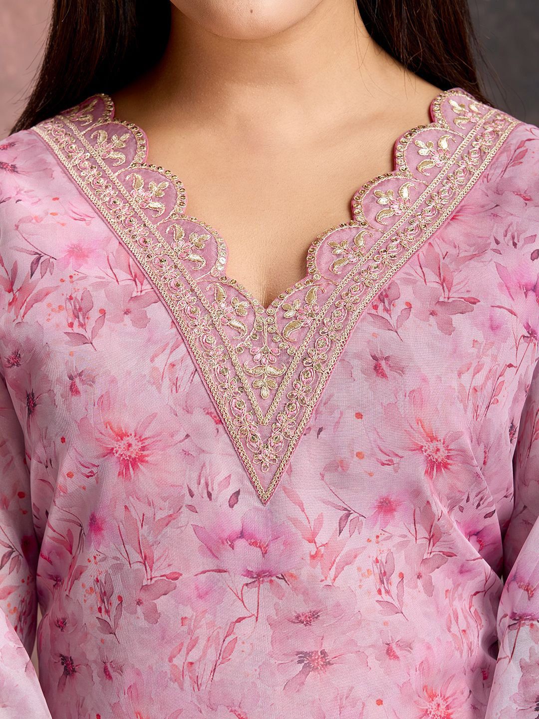 Dhiyona PD Women Floral Printed & Embroidered Organza Kurta & Trousers with Net Dupatta