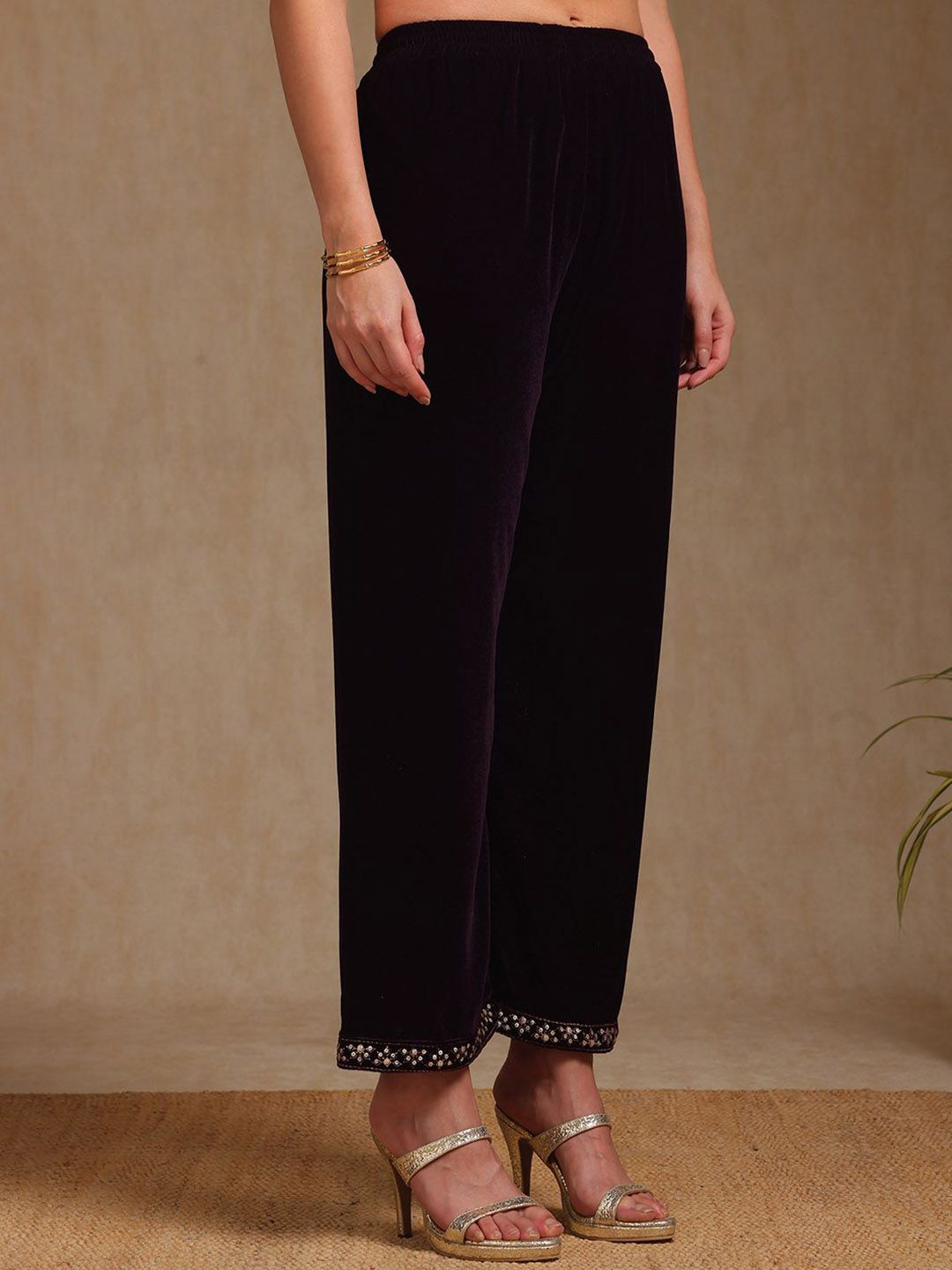 Dhiyona SO Women's Ethnic Motifs Printed Round Neck Straight Velvet Kurta With Trousers & Dupatta