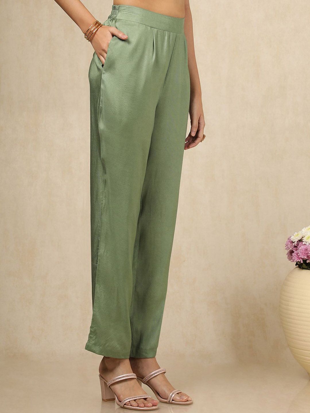 Dhiyona SO Women's Floral Printed Beads And Stones Mandarin Collar Straight Kurta With Trouser & Dupatta