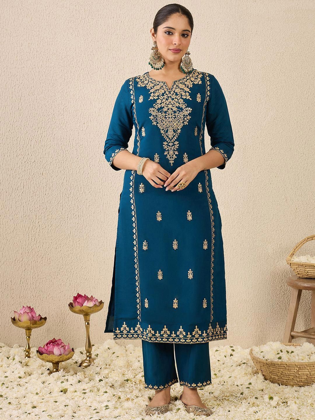 Dhiyona IE Women's Women Ethnic Motifs Printed Kurta with Trousers & Dupatta
