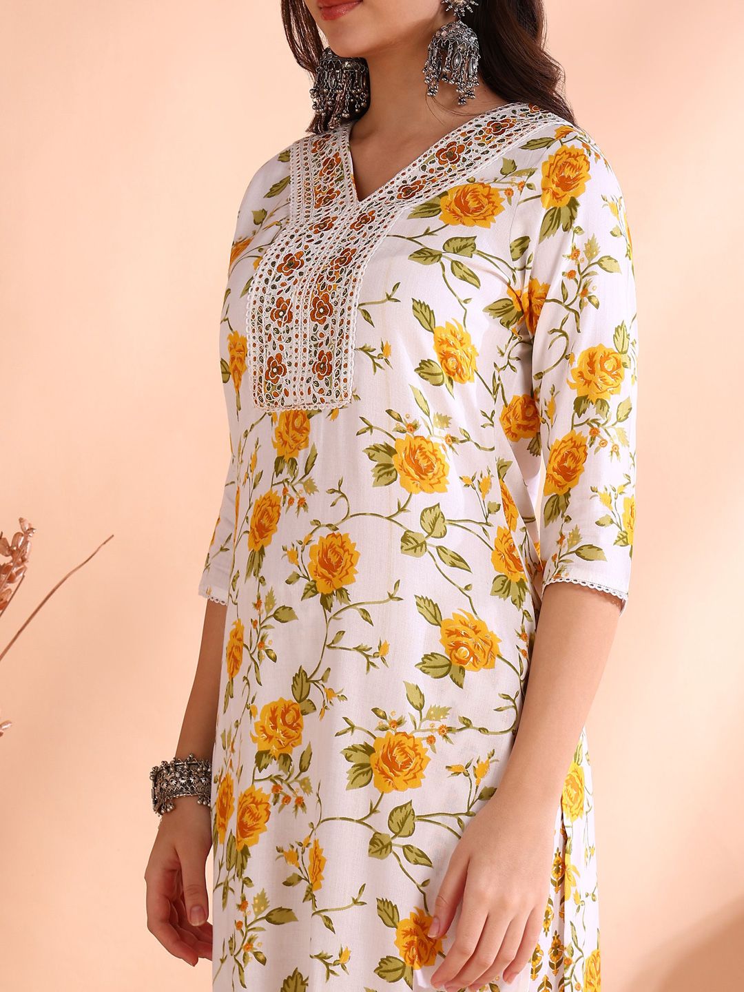 Dhiyona OD Floral Printed Sequinned Pure Cotton Kurta With Trouser & Dupatta