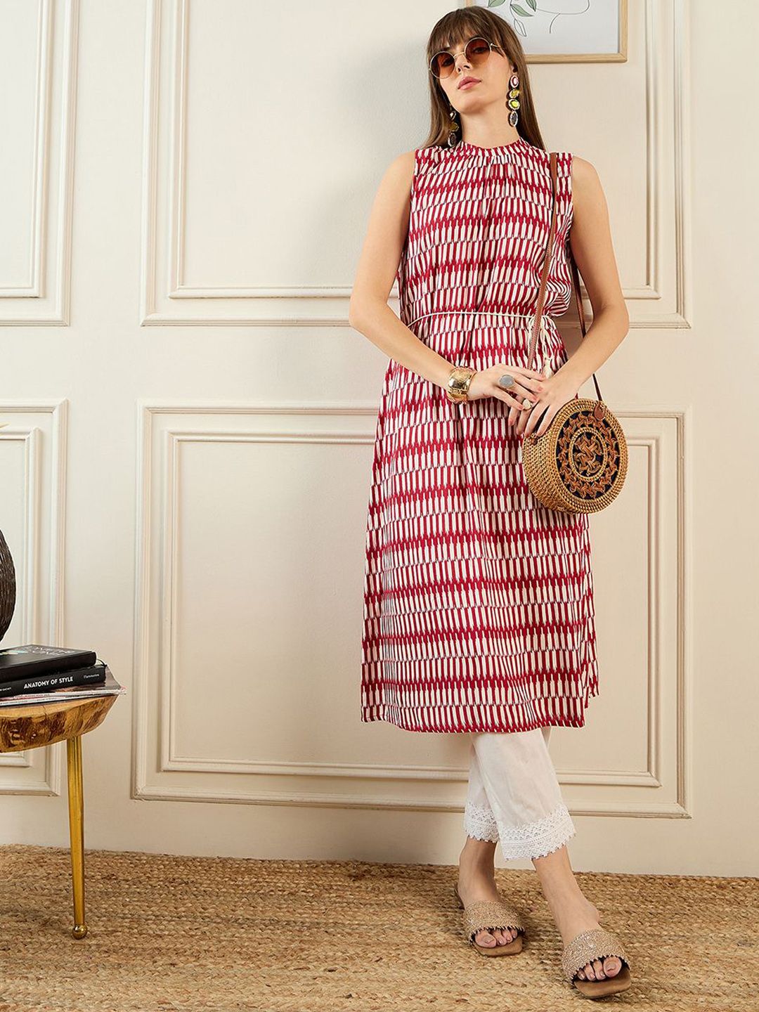 Dhiyona IE Geometric Printed Round Neck A-Line Kurta