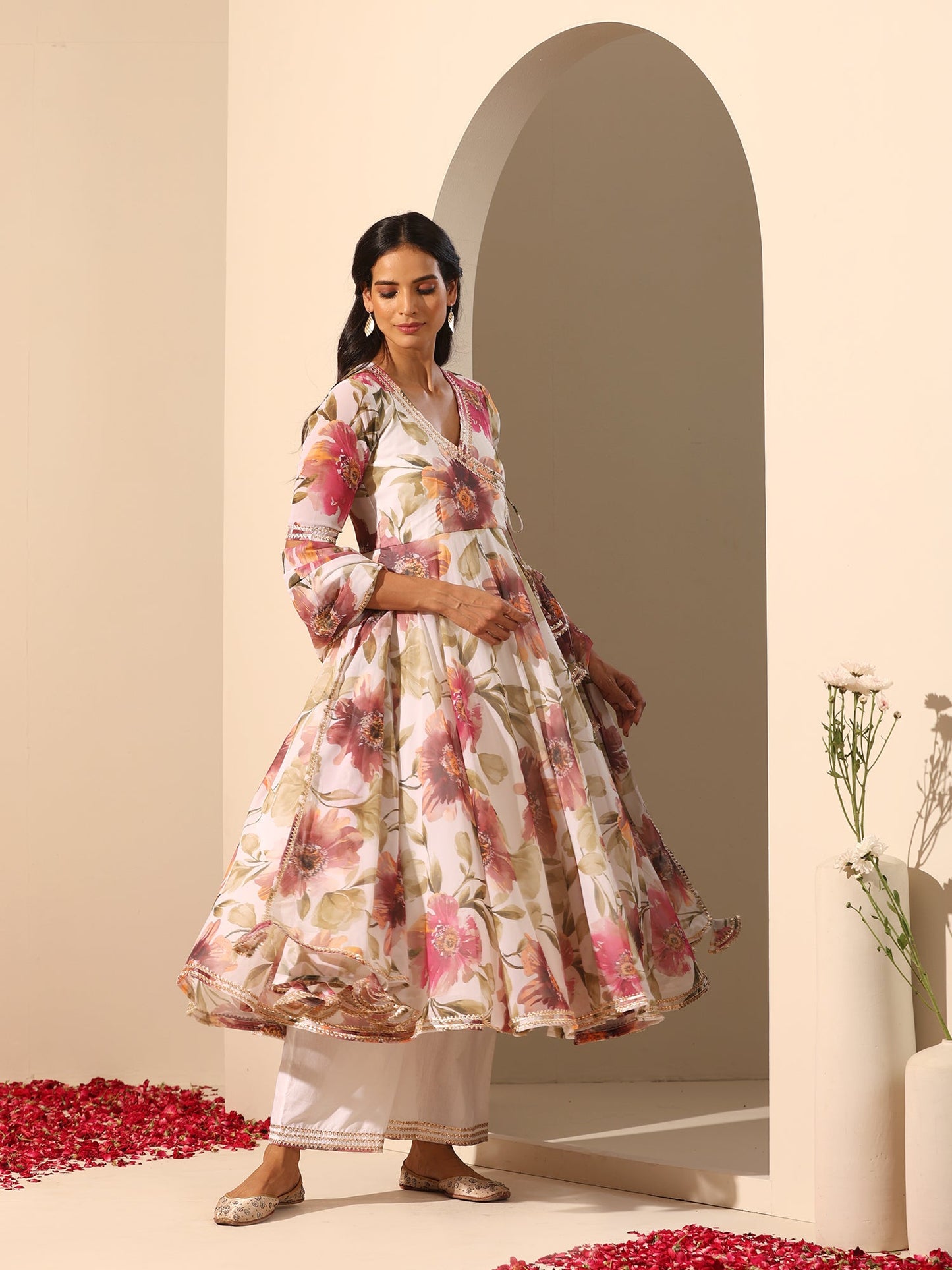 Gul Sufiyana Angrakha Set