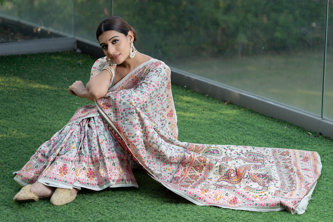 Dhiyona GR Women's Raaga Cloud White Jamewar Kashmiri Soft Modal Silk Saree