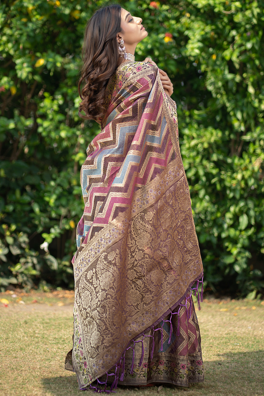Dhiyona GR Women's Rangkat Purpureus Wine Leheriya Design Banarasi Organza Saree