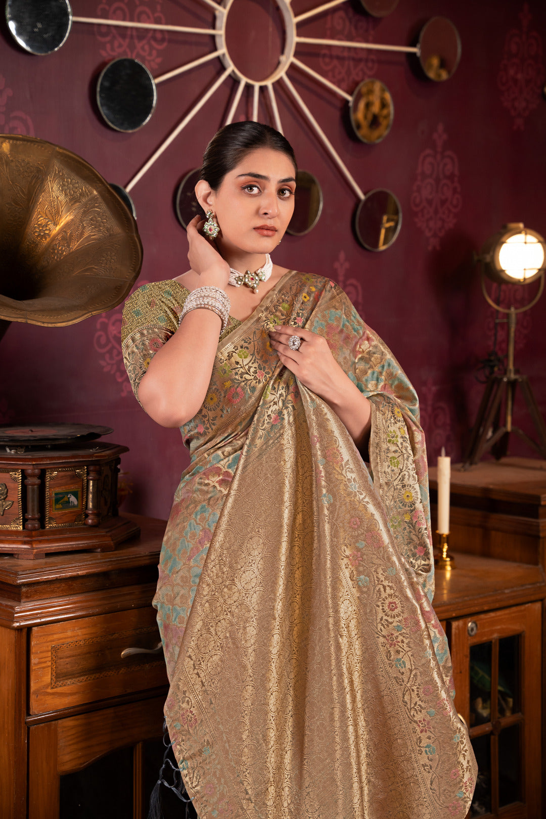 Dhiyona GR Women's Riona Grey Organza Silk Woven Saree