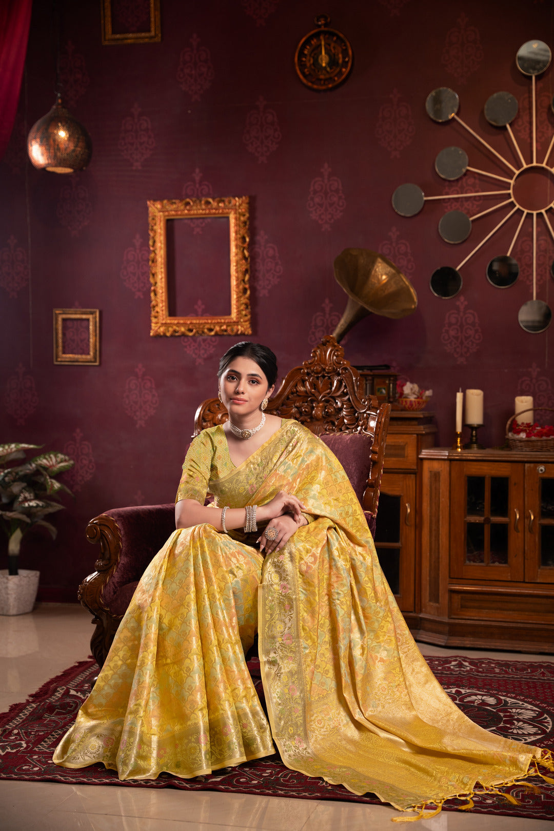 Dhiyona GR Women's Riona Yellow Organza Silk Woven Saree