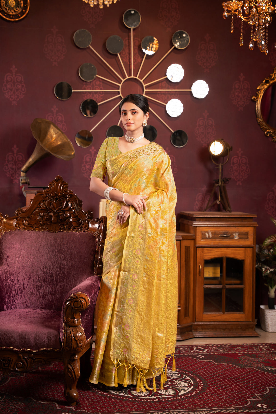 Dhiyona GR Women's Riona Yellow Organza Silk Woven Saree