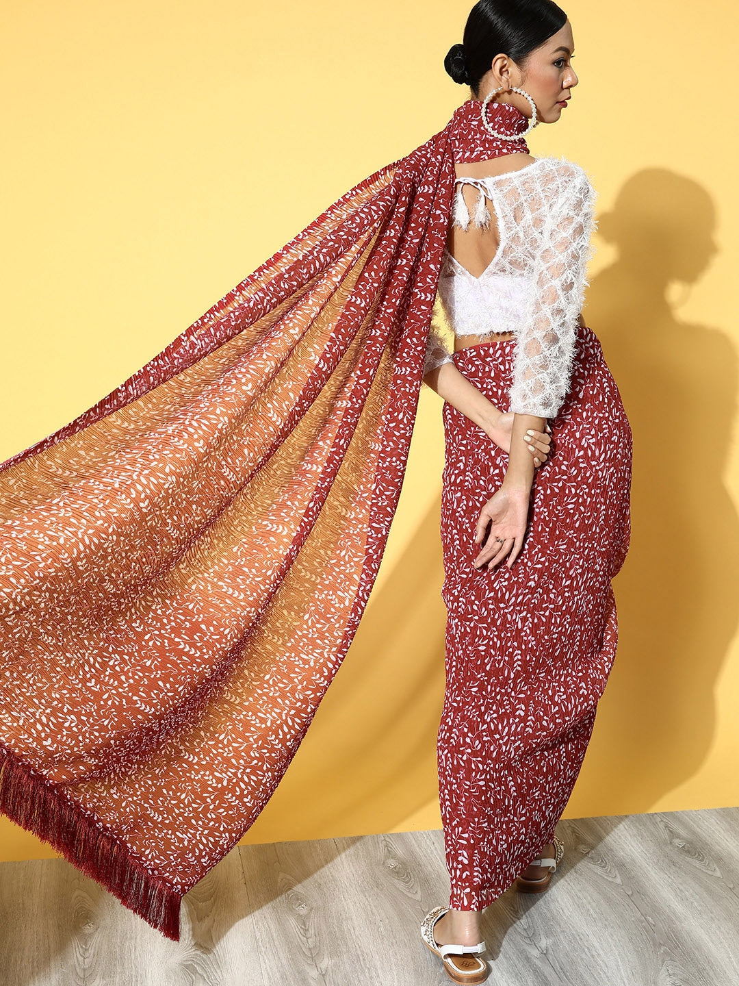 Dhiyona RV Women's Georgette Digital Printed Full Crushed Exclusive Saree ( KVD1649 )