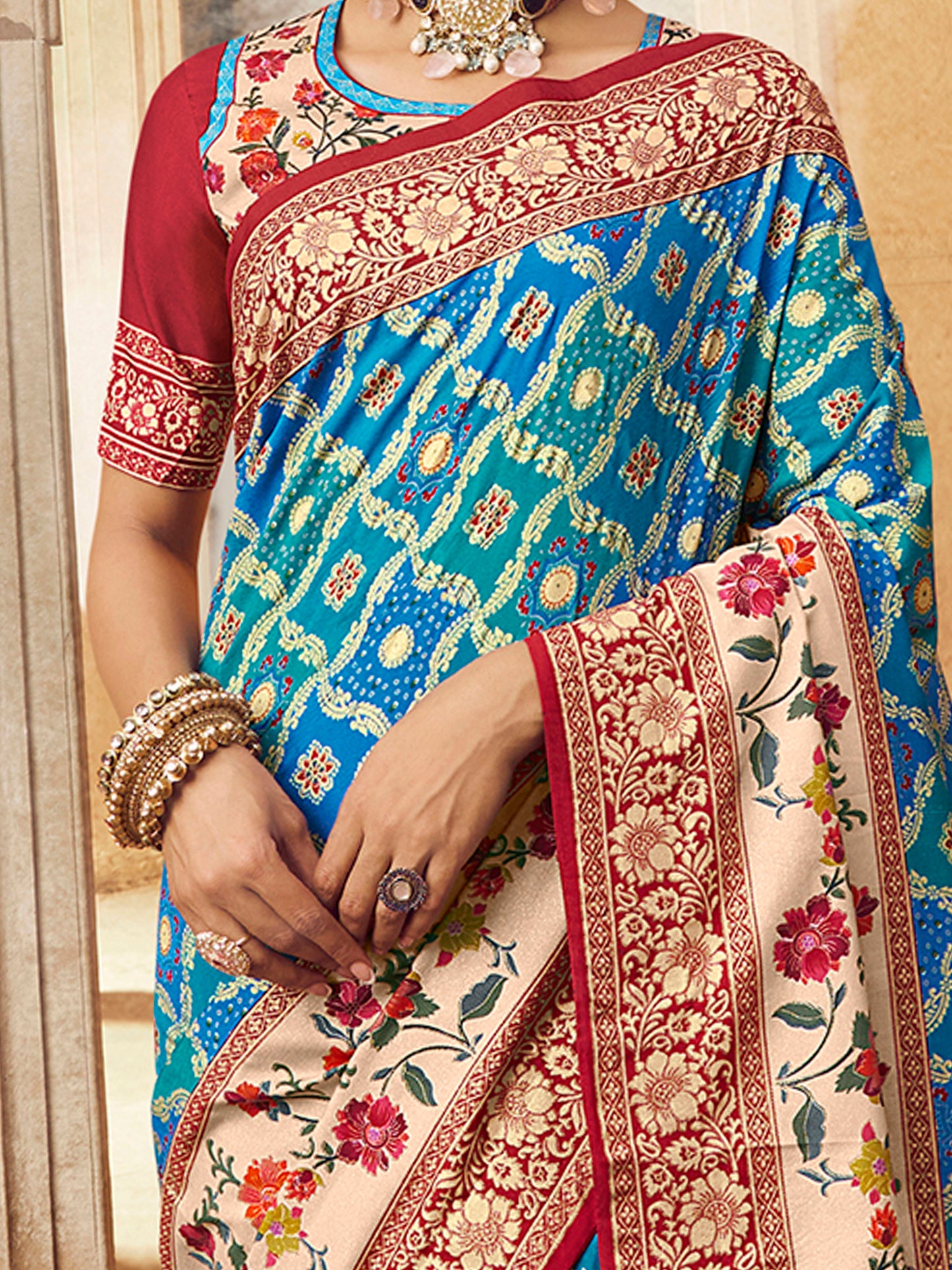 Women's Silk Blend Blue Woven Design Designer Saree With Blouse Piece
