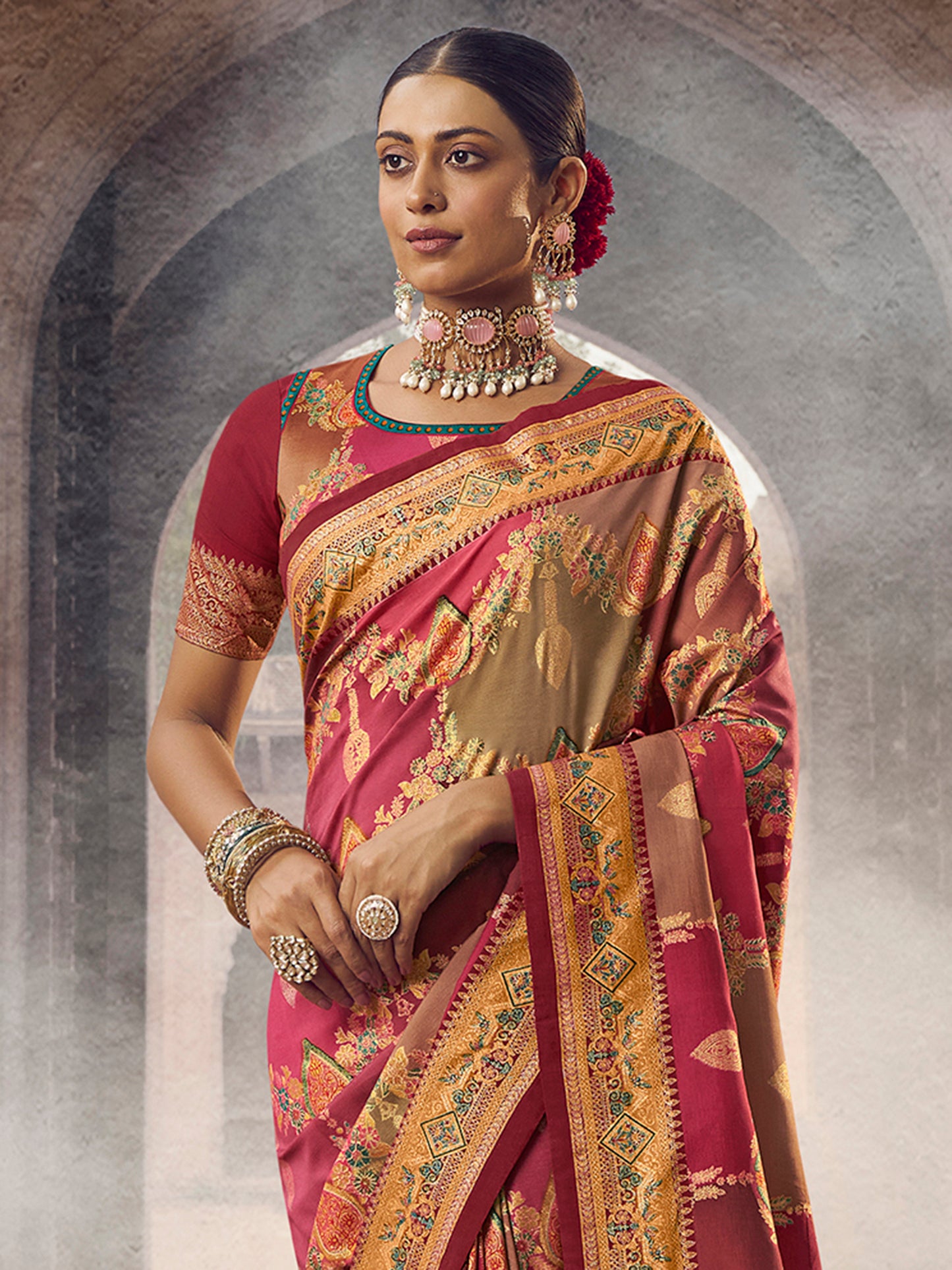 Women's Silk Blend Pink Woven Design Designer Saree With Blouse Piece