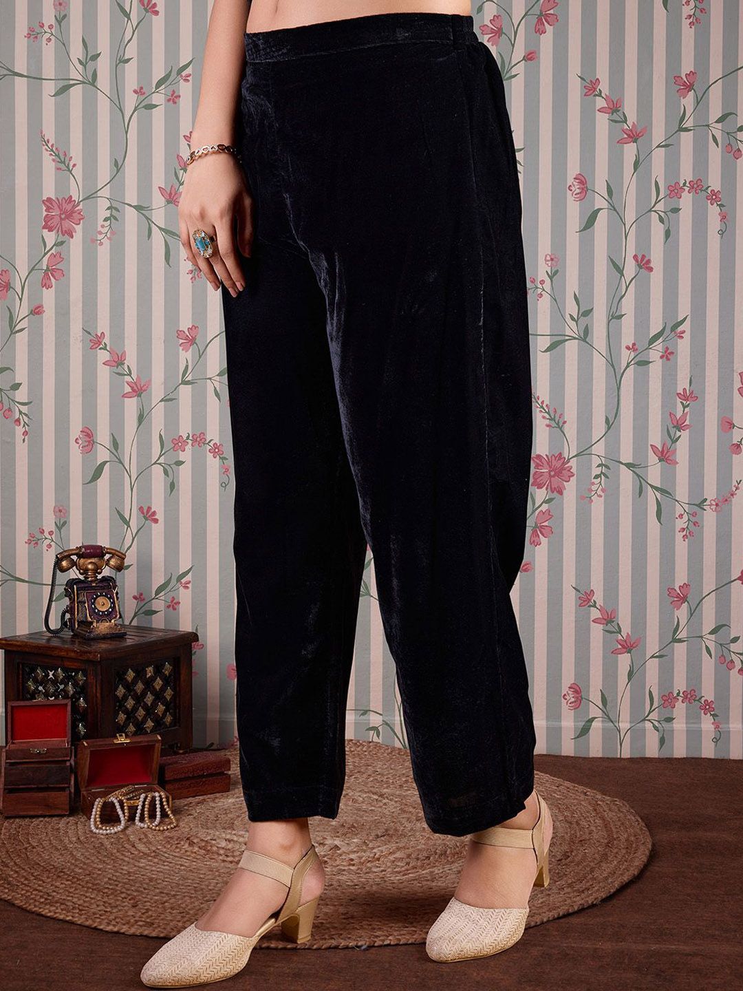 Dhiyona OD V Neck Gotta Patti Velvet Straight Kurta with Trousers & Dupatta