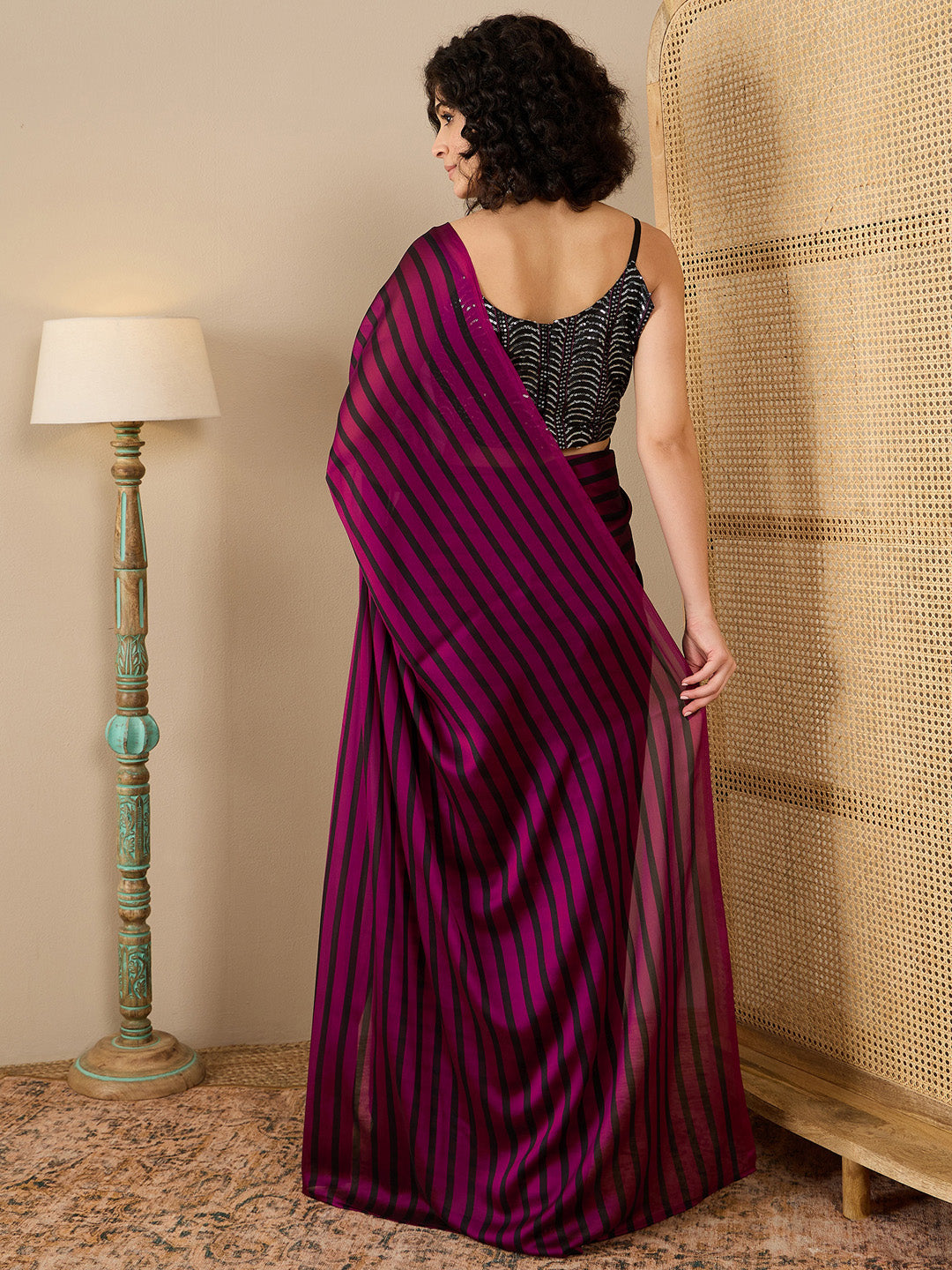 Women's Georgette Black Solid Ready to Wear With Blouse Piece