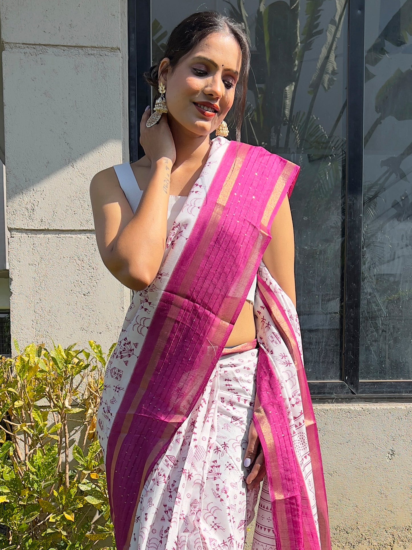 Women's Dola Silk White Printed Ready to Wear With Blouse Piece