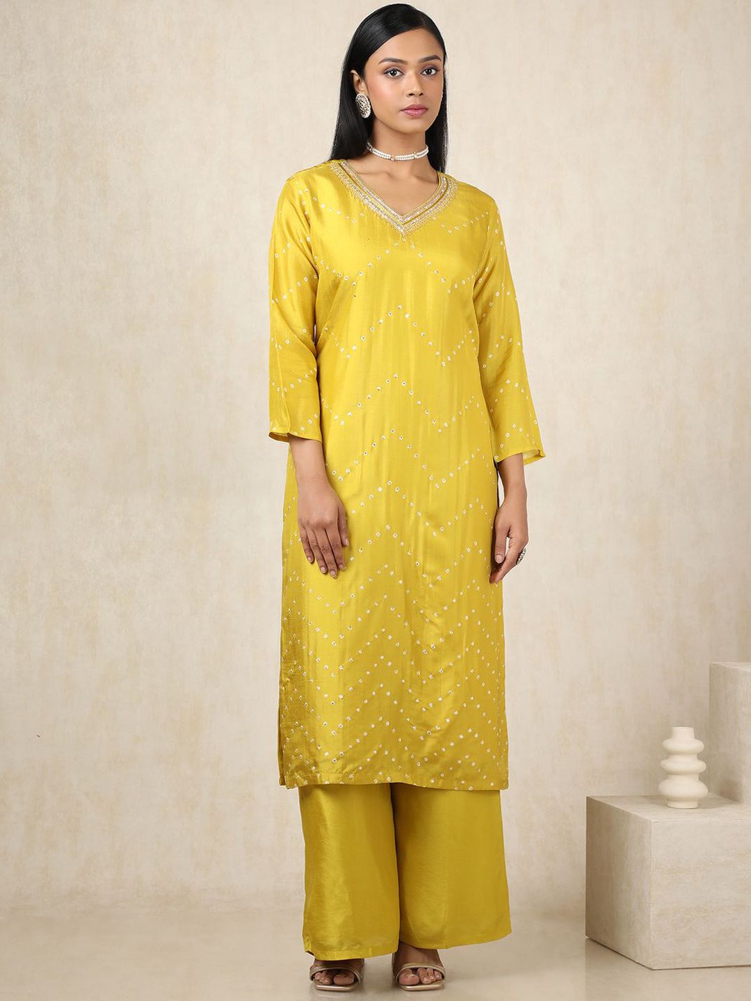 Dhiyona SO Women's Ethnic Motifs Printed Beads And Stones V-Neck Straight Kurta With Palazzos & Dupatta