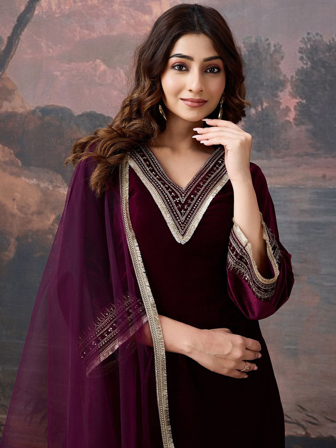 Dhiyona PD Women Women Embroidered Kurta & Trouser With Dupatta
