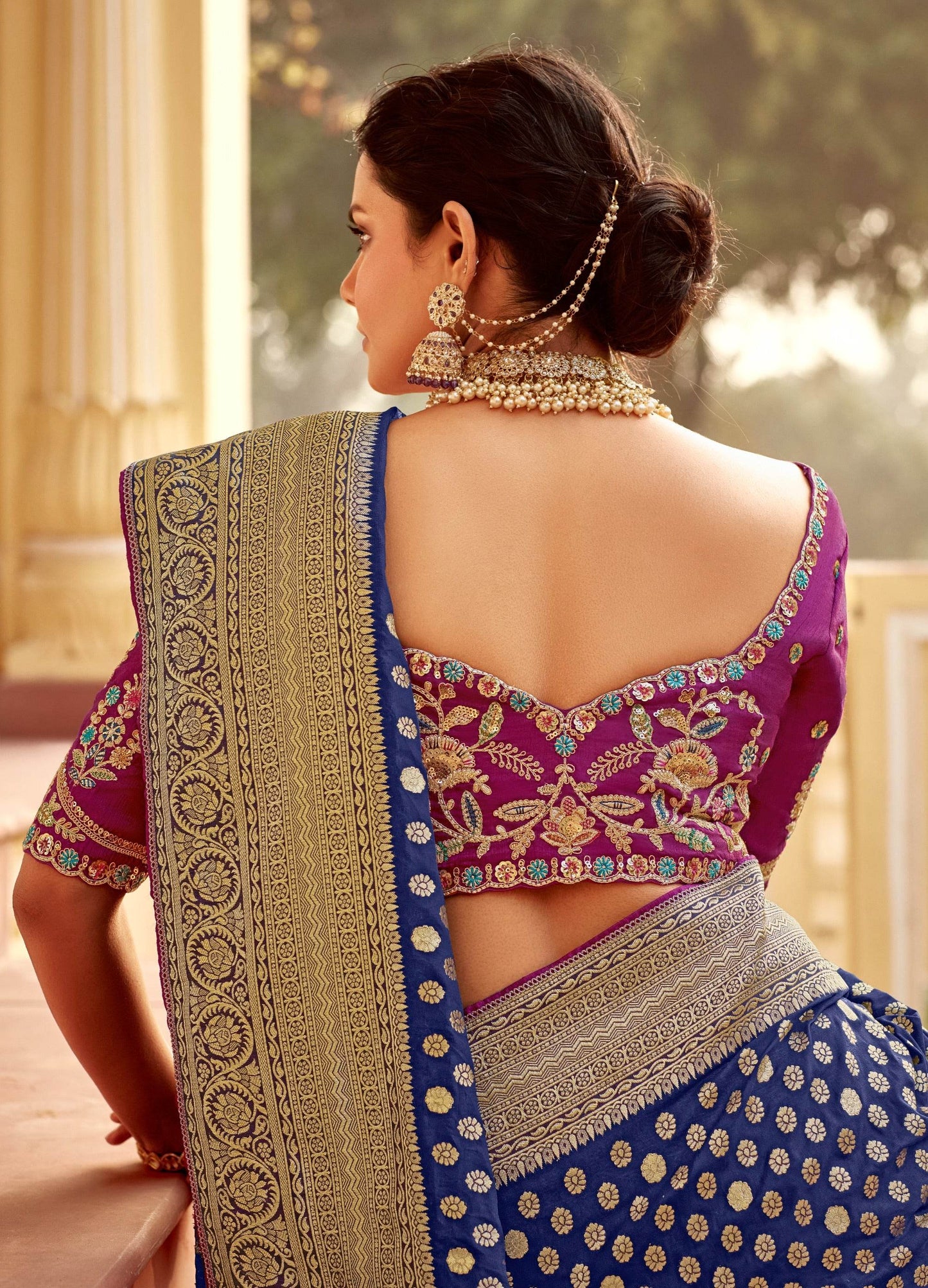 Dhiyona KM Women Royal Blue Banarasi Silk Saree With Zari Weaving