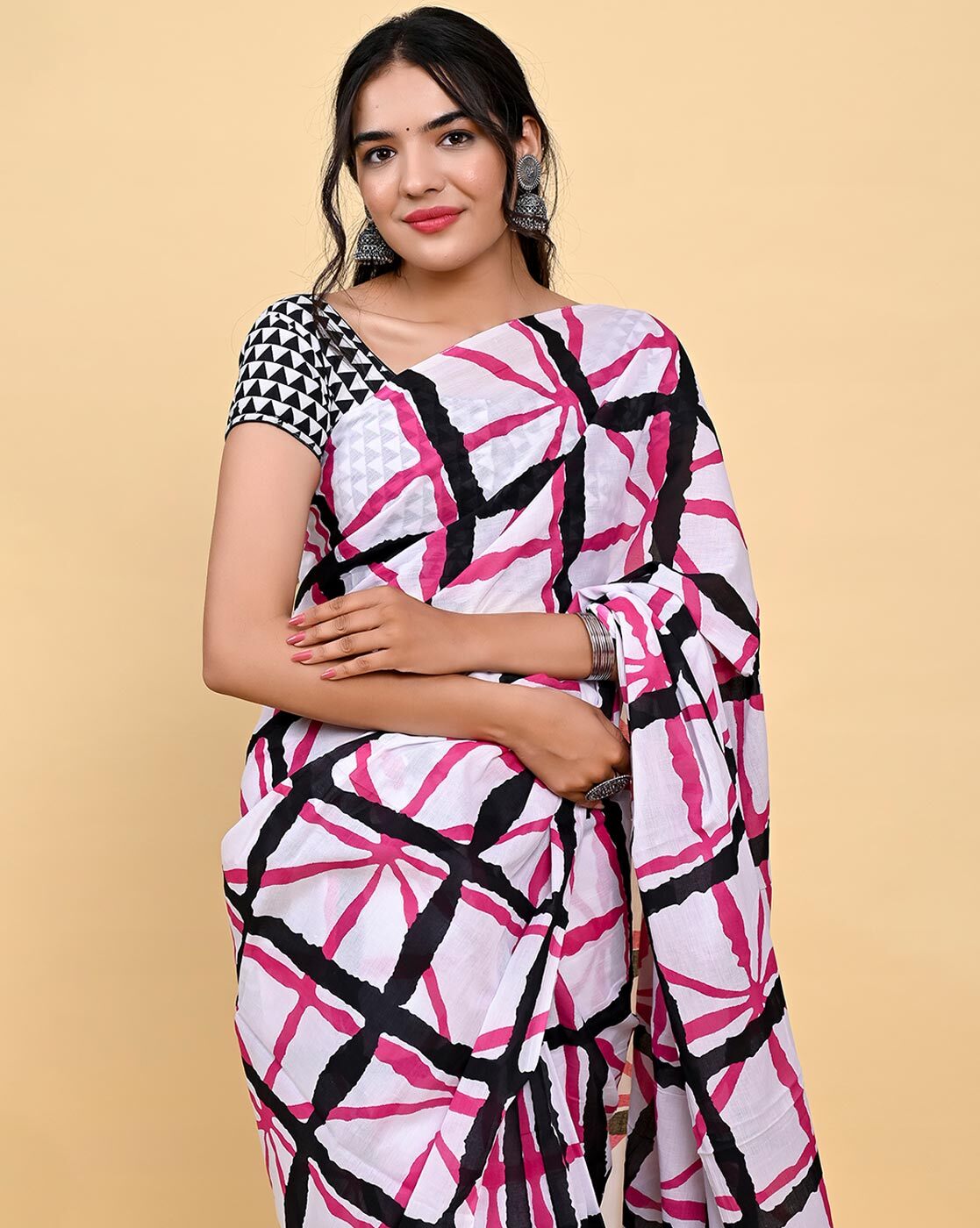 Dhiyona RV Women's Linen Blend Floral Printed Exclusive Saree With Blouse ( KVD1498 )