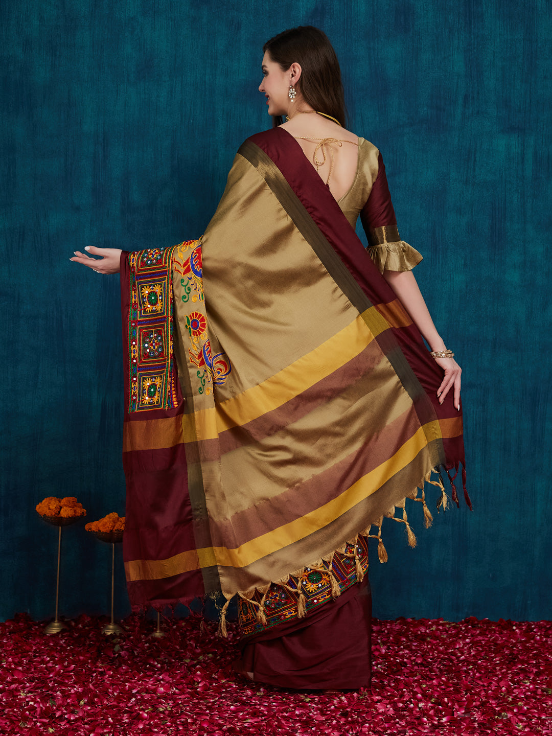 Dhiyona RV Women's Cotton Silk Heavy Kutchi Work With Peacock Design Embroidered Saree ( KVD1544 )